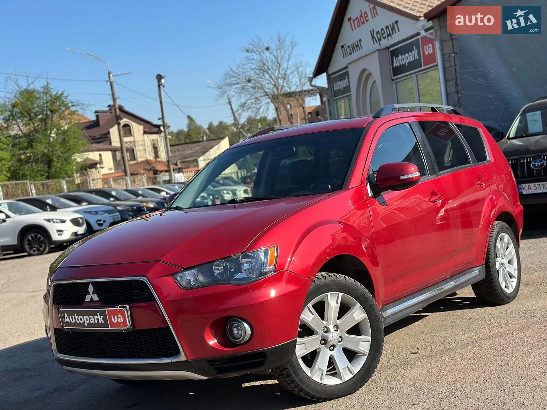 2012 Mitsubishi Outlander - фото 1