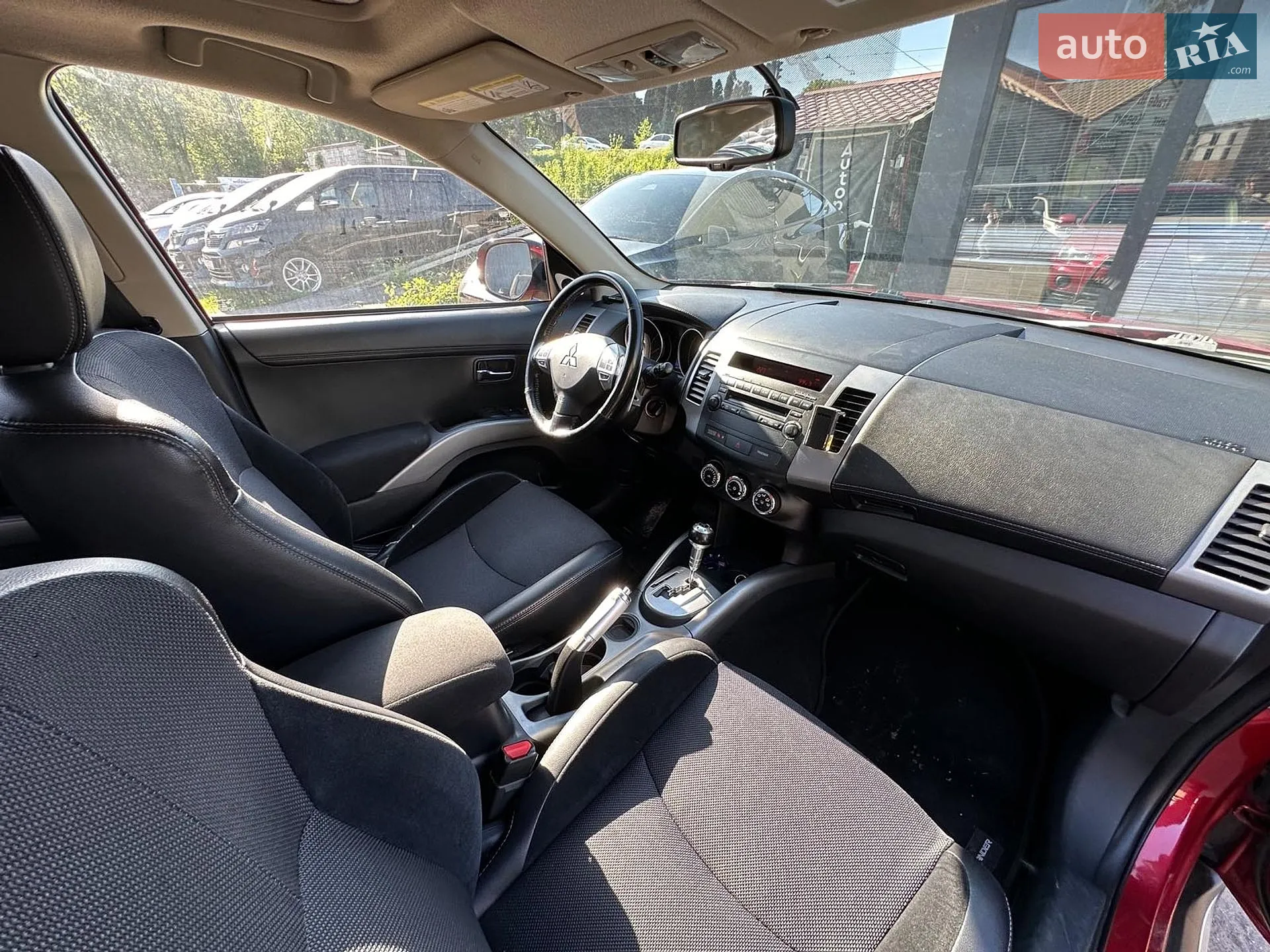 2012 Mitsubishi Outlander - мініатюра 19
