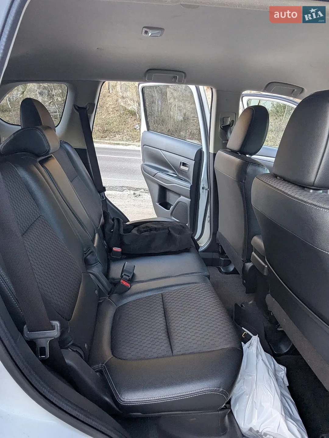 2014 Mitsubishi Outlander - мініатюра 4