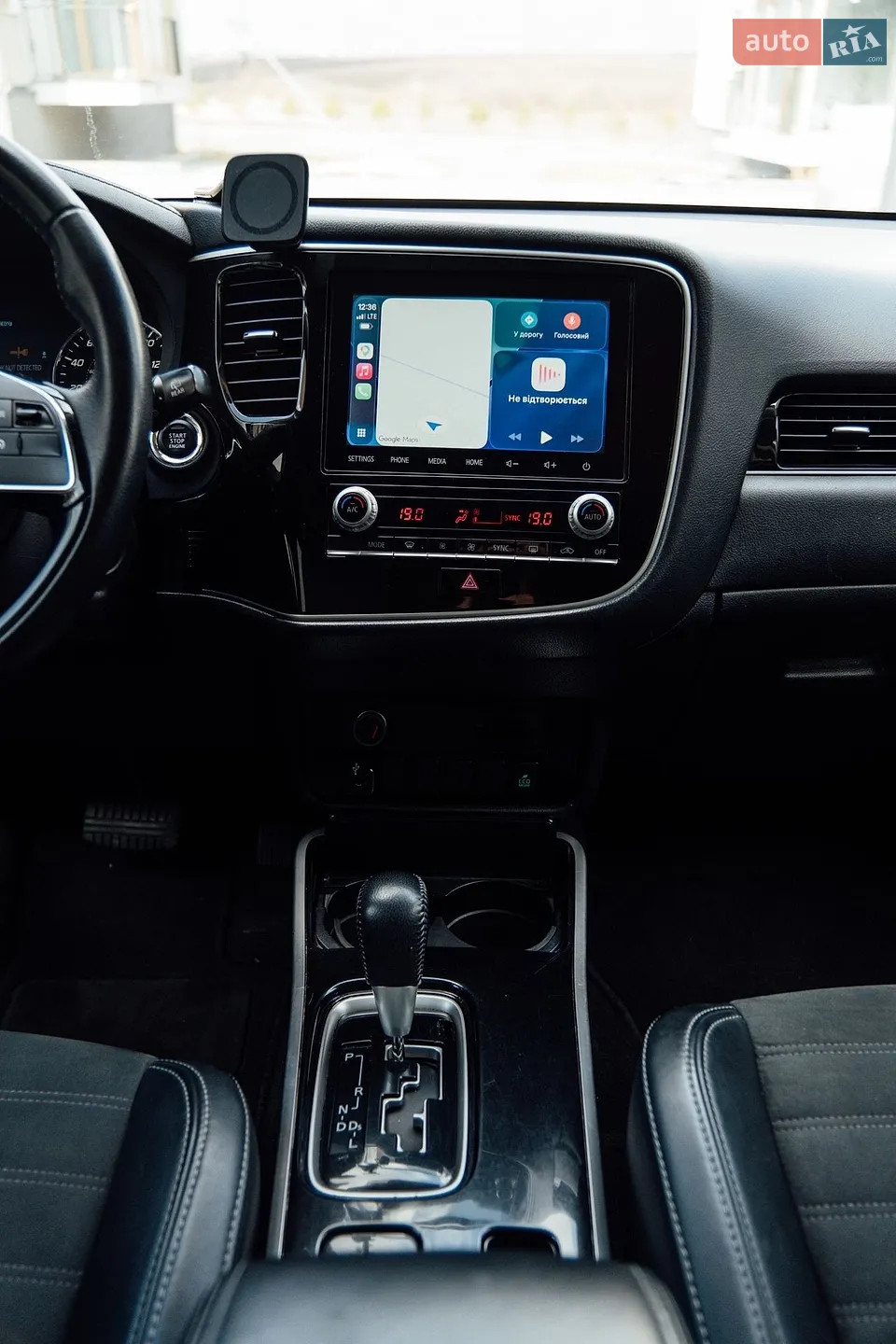 2019 Mitsubishi Outlander - мініатюра 19
