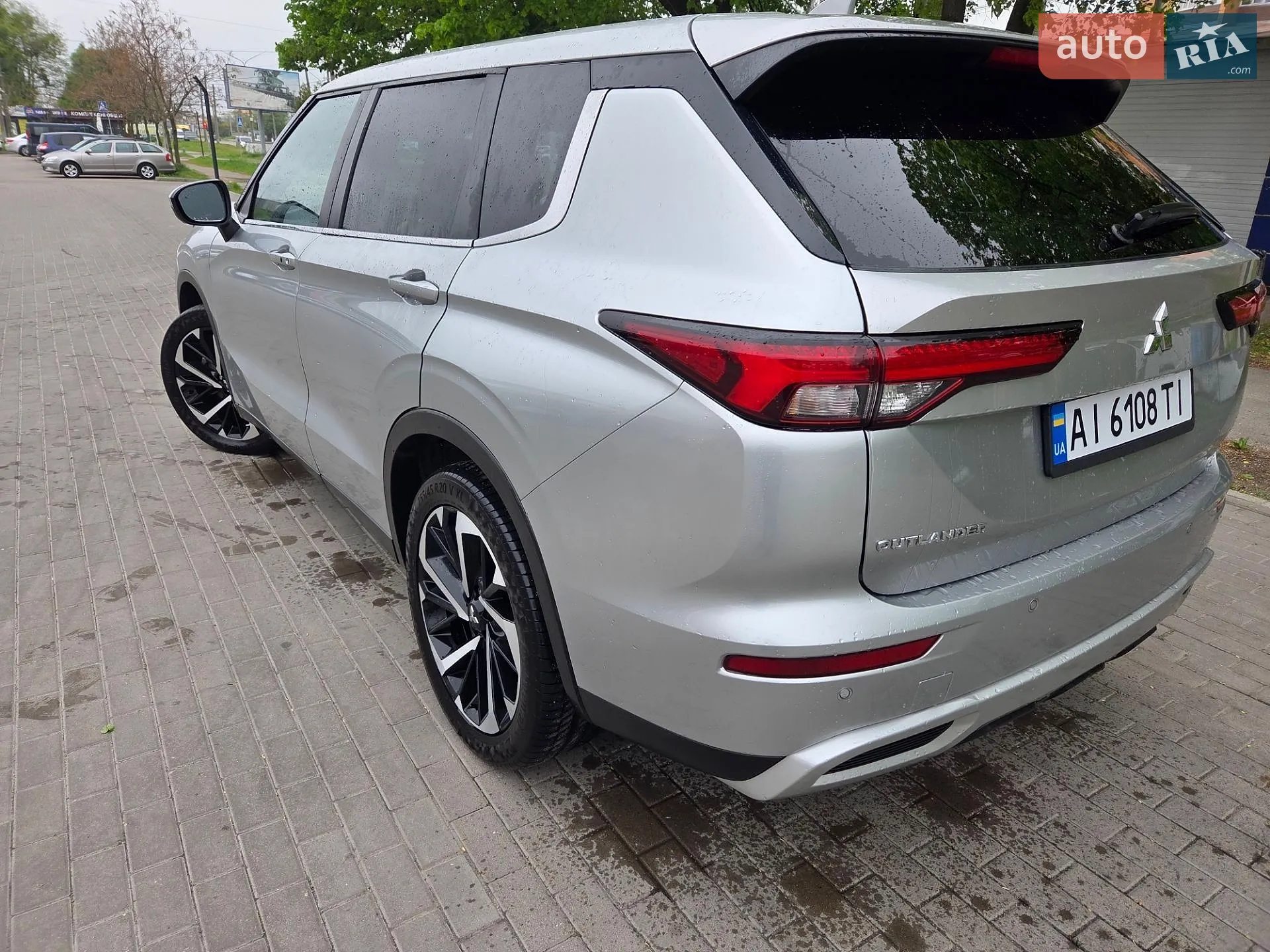 2023 Mitsubishi Outlander - мініатюра 11