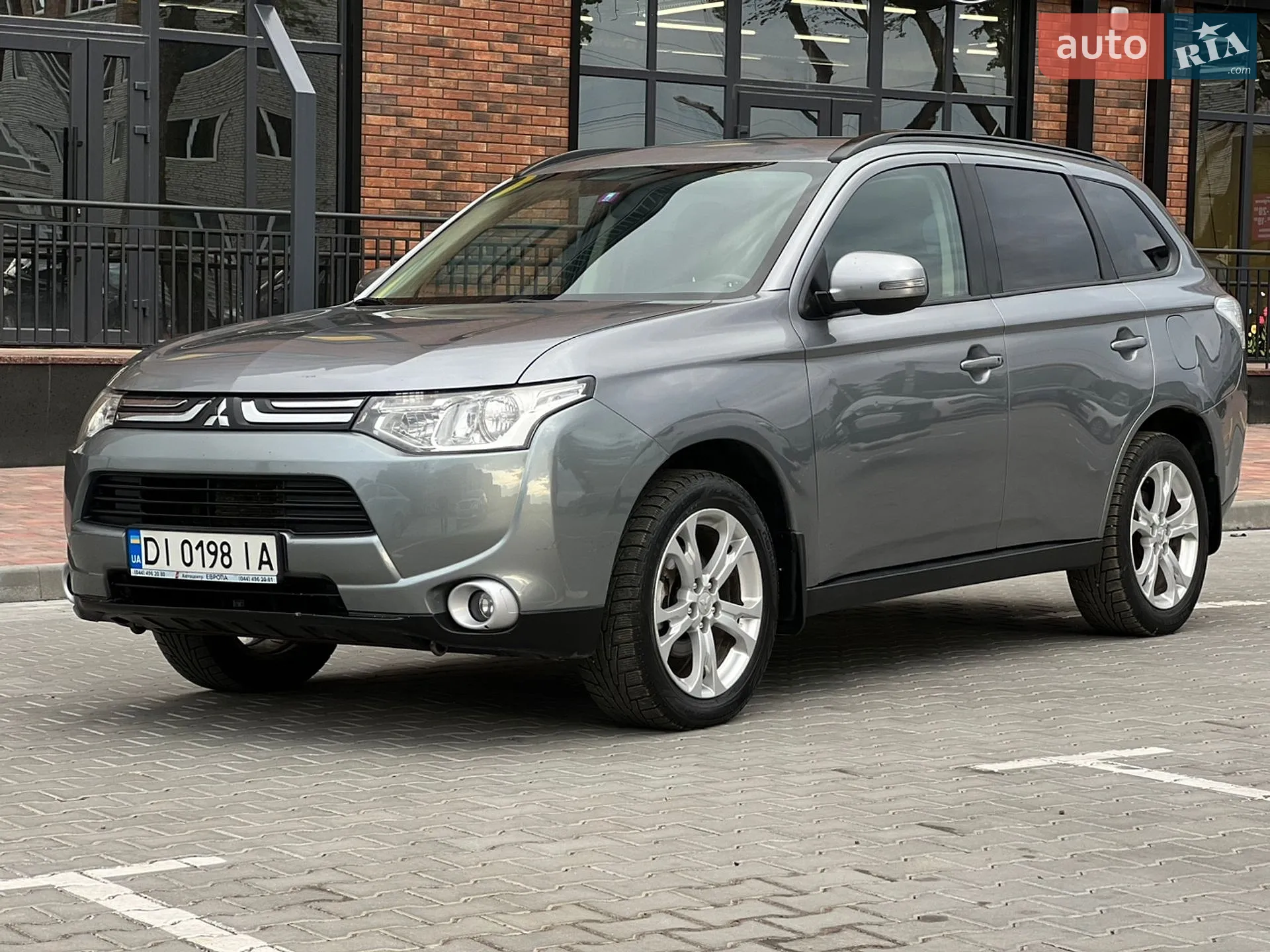 2013 Mitsubishi Outlander - мініатюра 24
