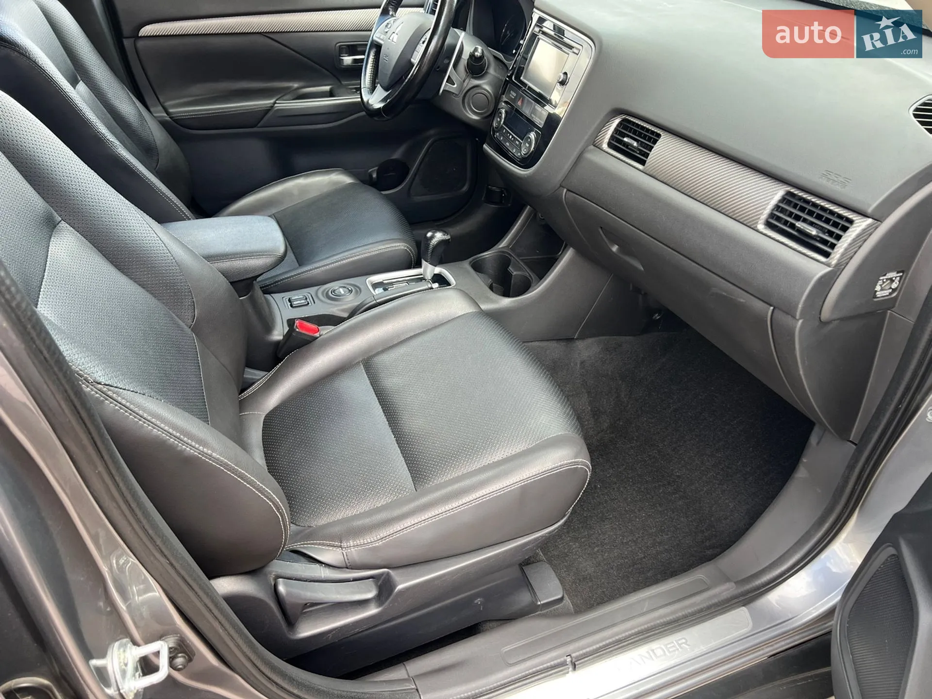 2013 Mitsubishi Outlander - мініатюра 47
