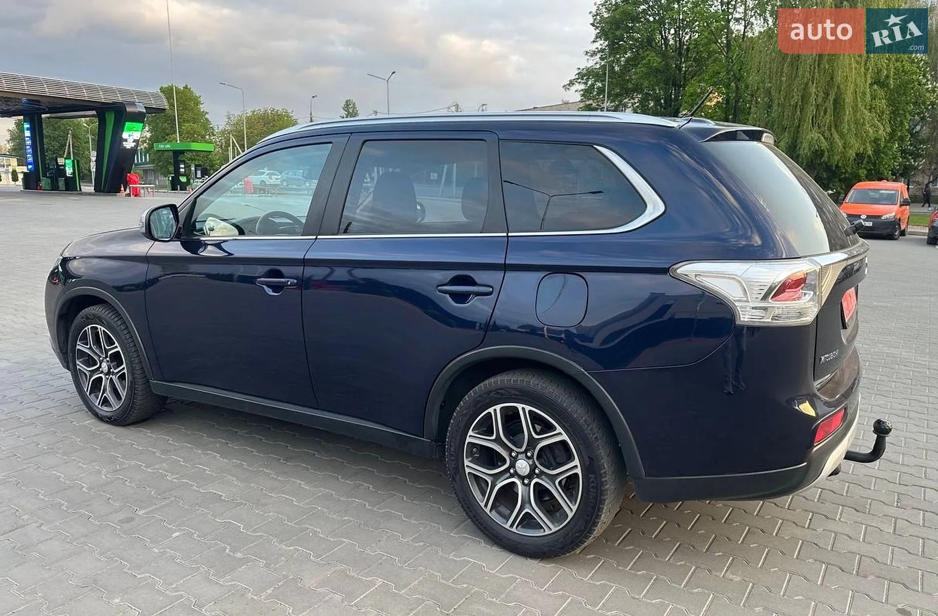 2015 Mitsubishi Outlander - мініатюра 16