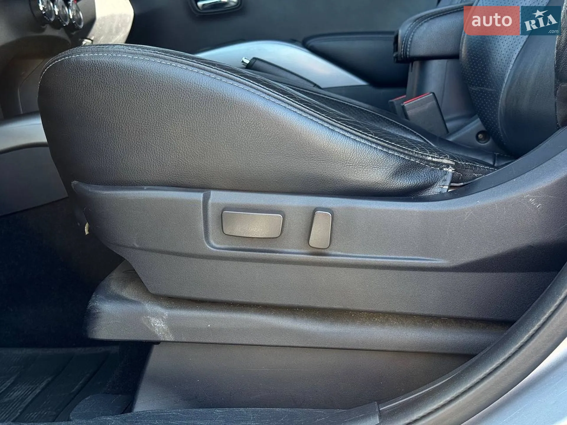2011 Mitsubishi Outlander - мініатюра 22