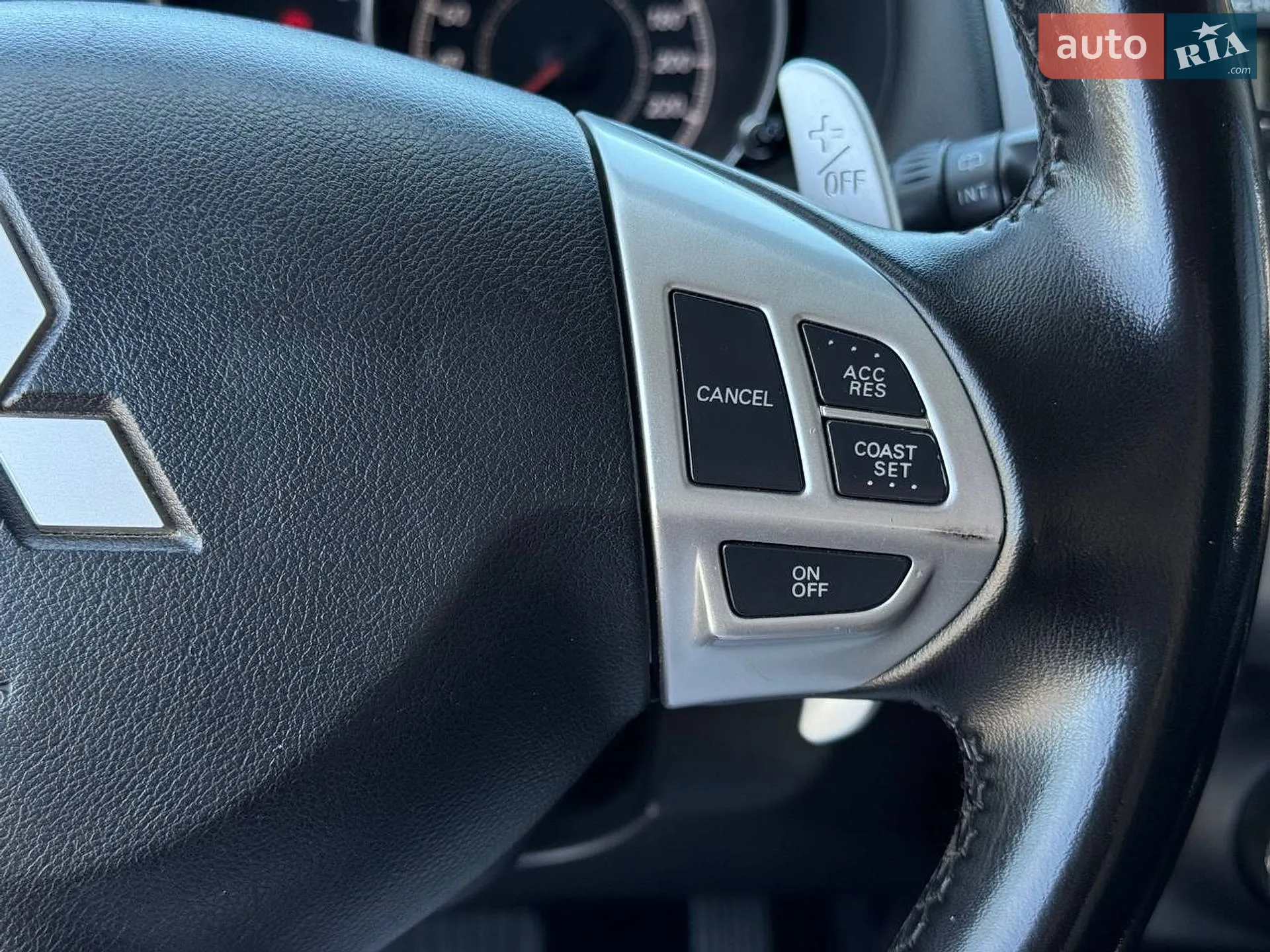 2011 Mitsubishi Outlander - мініатюра 36