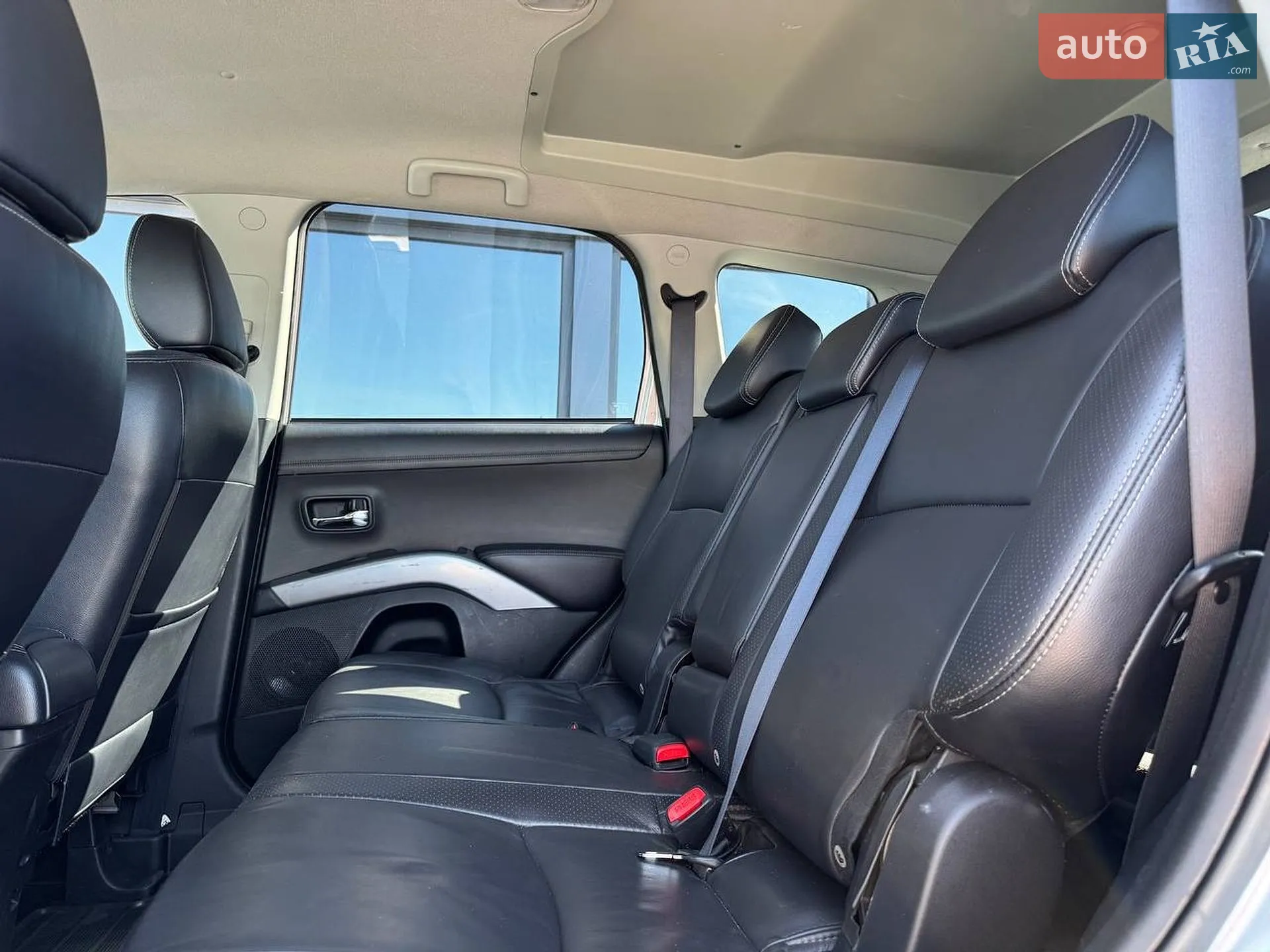 2011 Mitsubishi Outlander - мініатюра 48