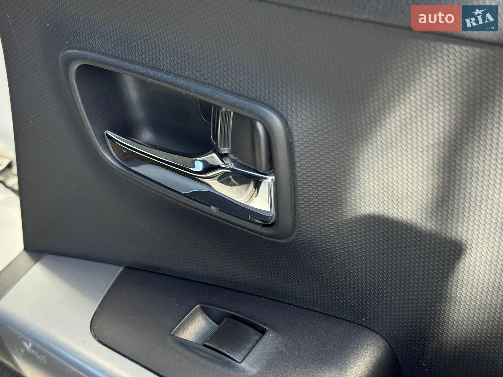2011 Mitsubishi Outlander - мініатюра 58