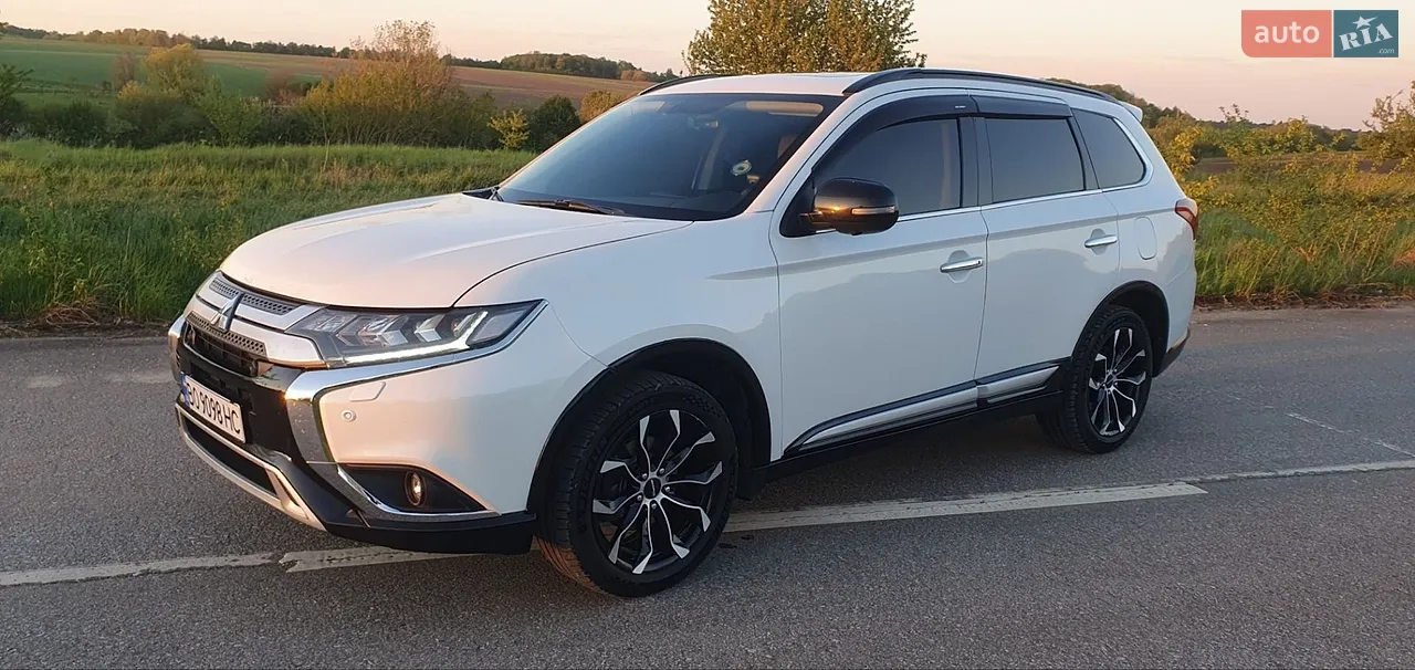 2017 Mitsubishi Outlander - мініатюра 20