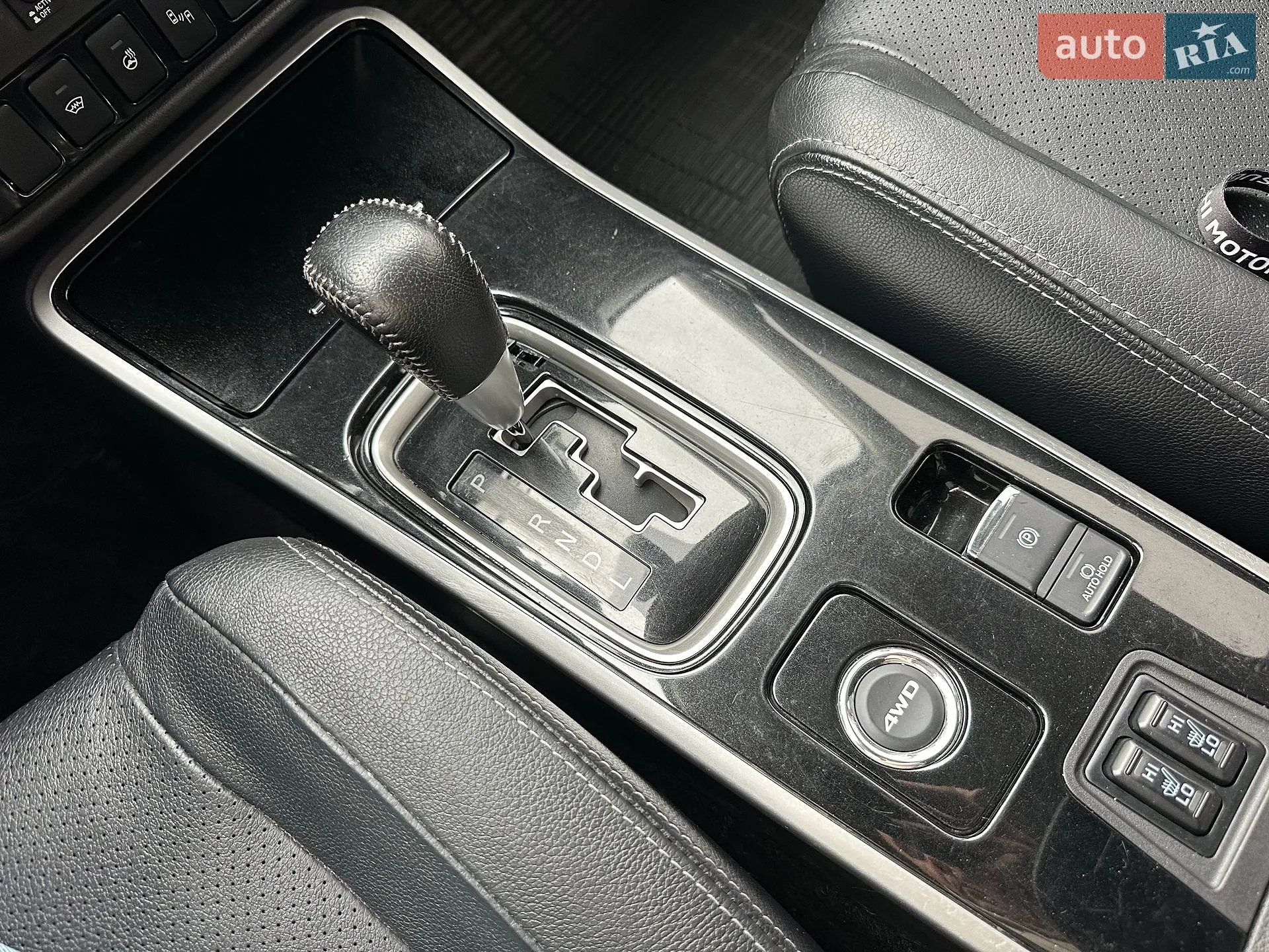 2018 Mitsubishi Outlander - мініатюра 24