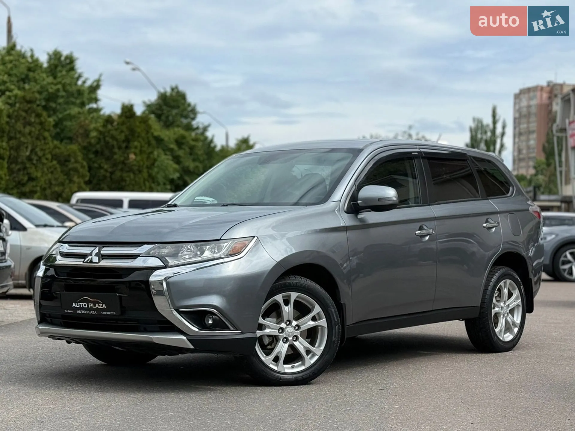 2013 Mitsubishi Outlander - мініатюра 11