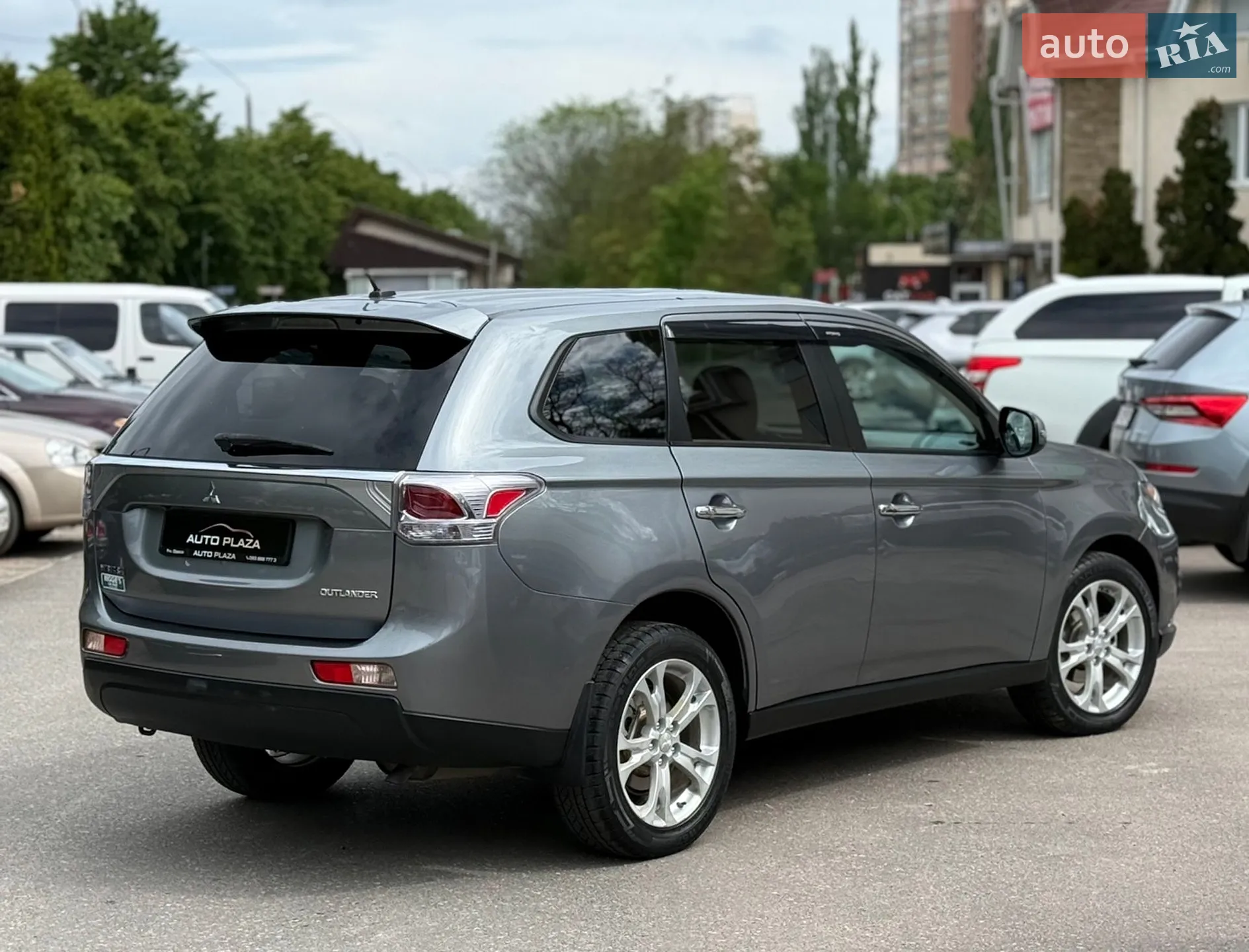 2013 Mitsubishi Outlander - мініатюра 25