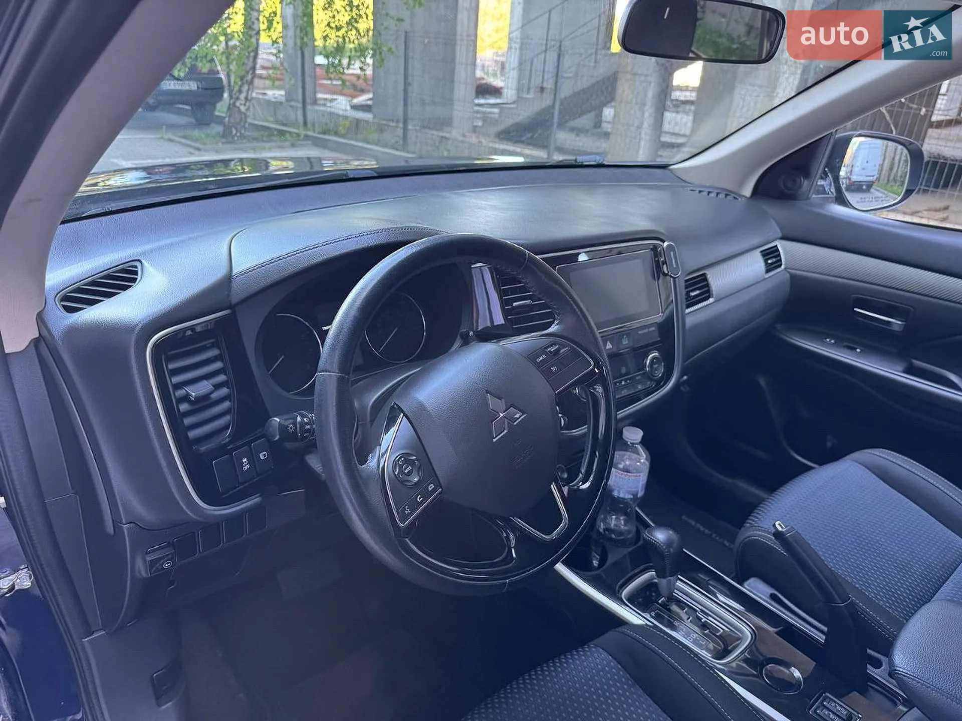 2018 Mitsubishi Outlander - мініатюра 18