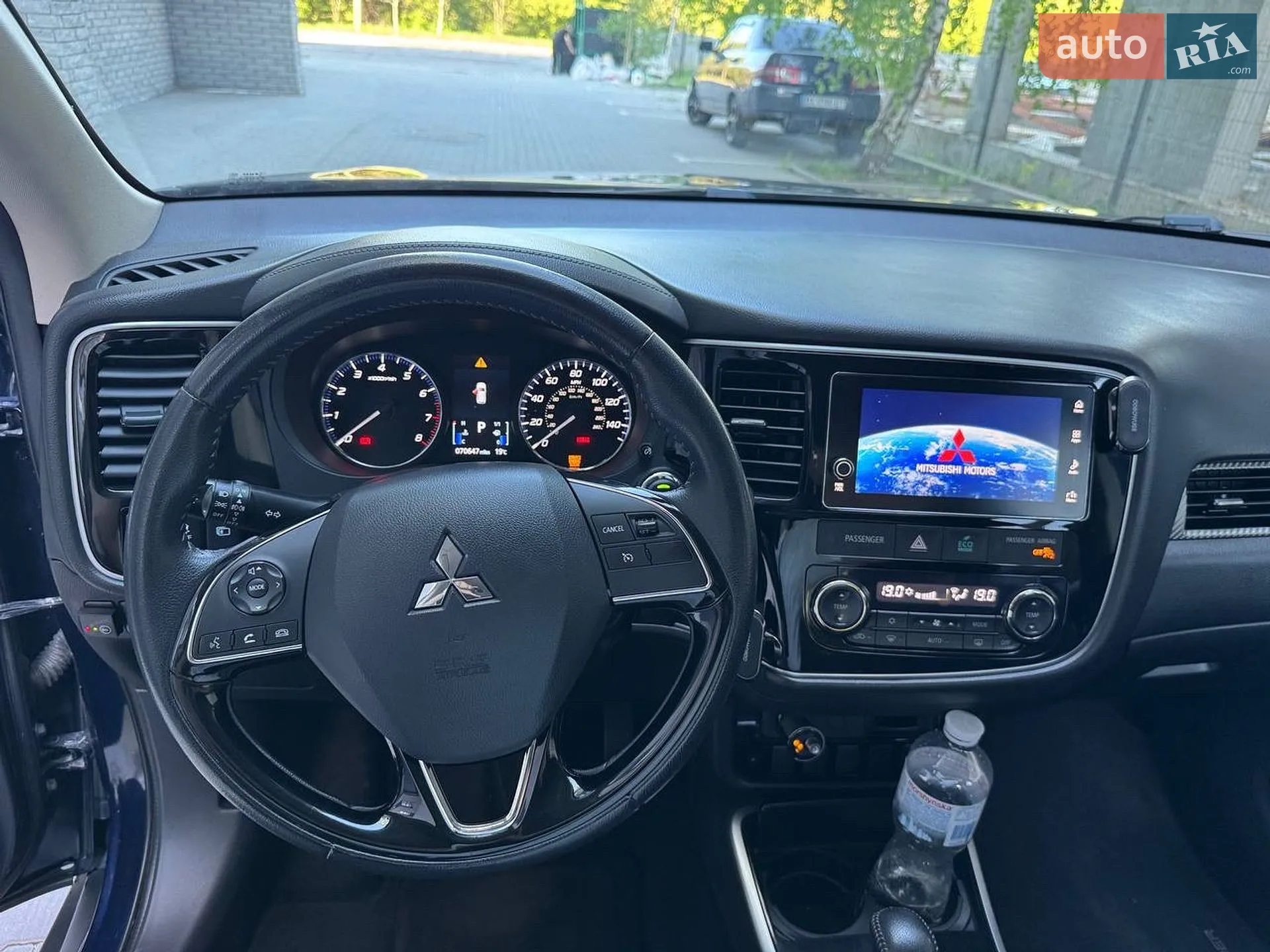 2018 Mitsubishi Outlander - мініатюра 21