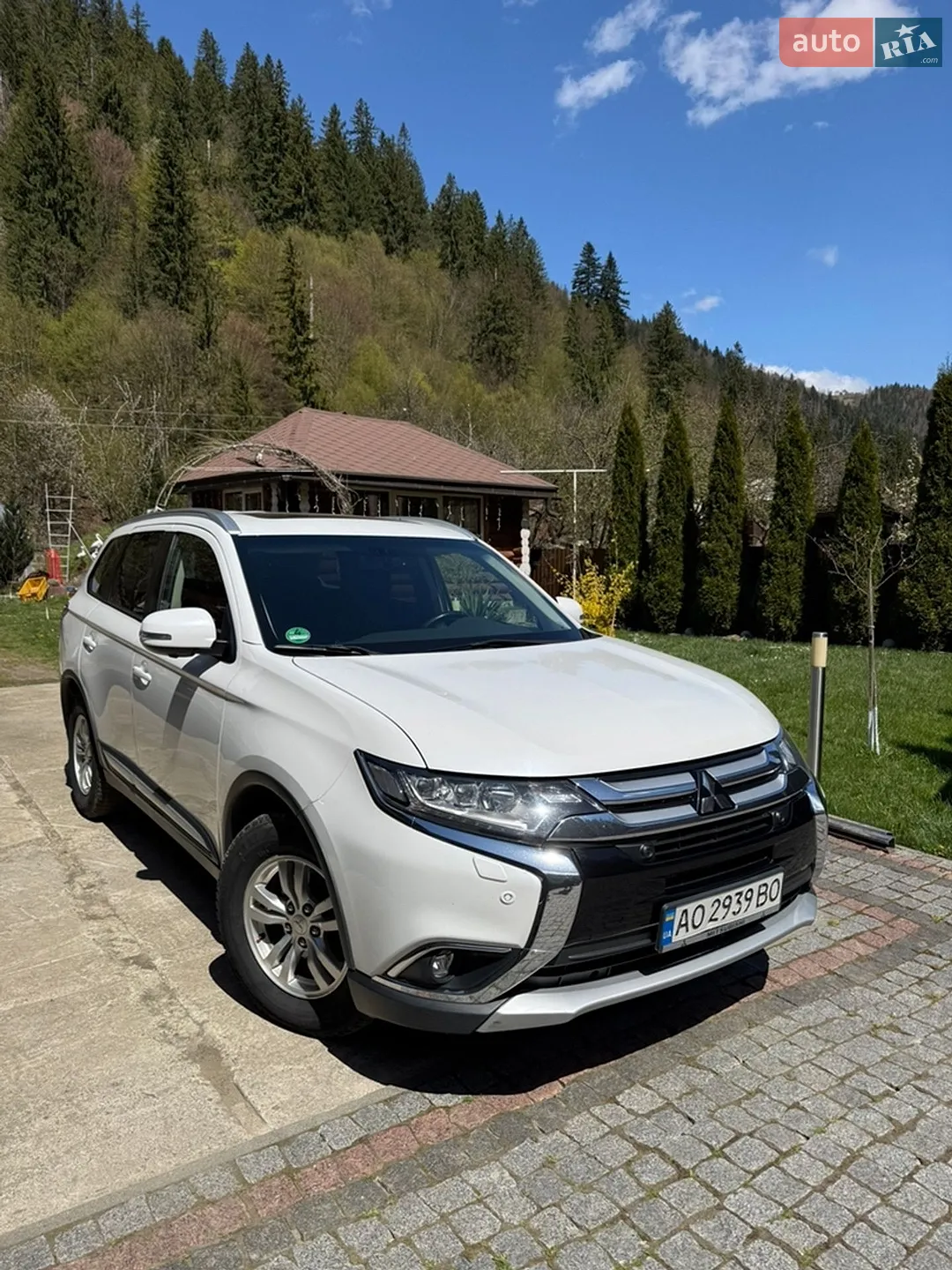 2017 Mitsubishi Outlander - мініатюра 2