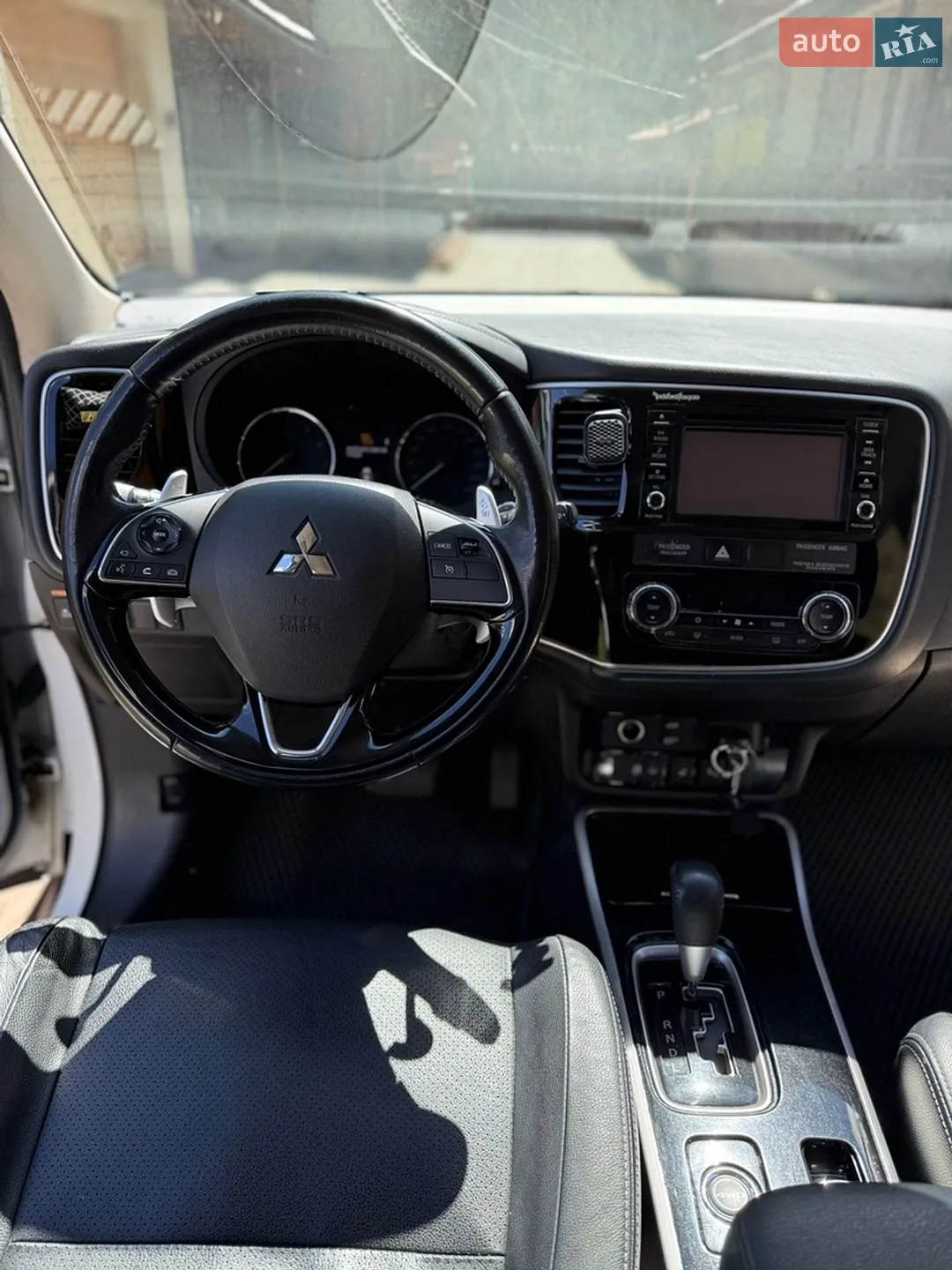 2017 Mitsubishi Outlander - мініатюра 12