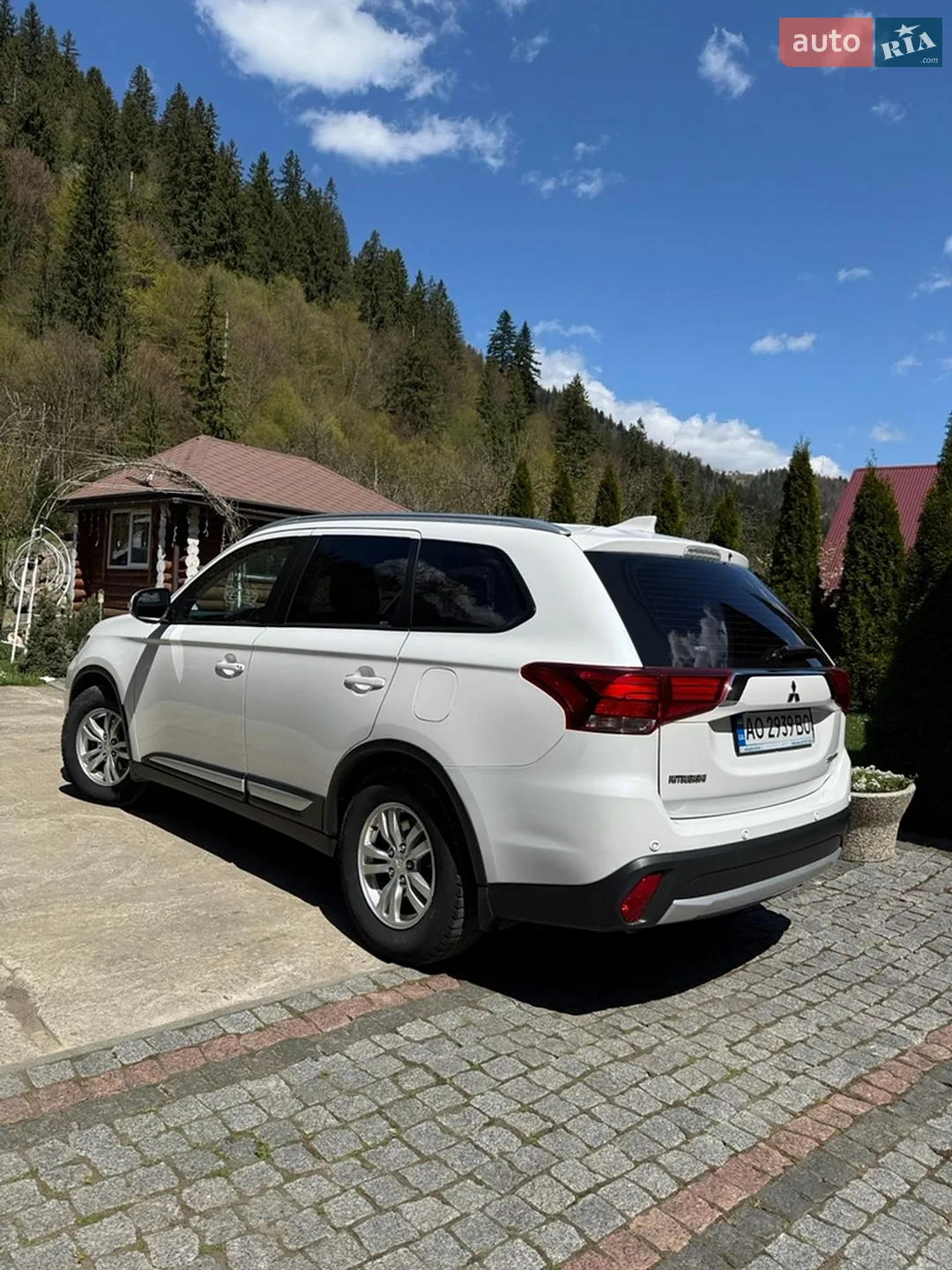2017 Mitsubishi Outlander - мініатюра 27