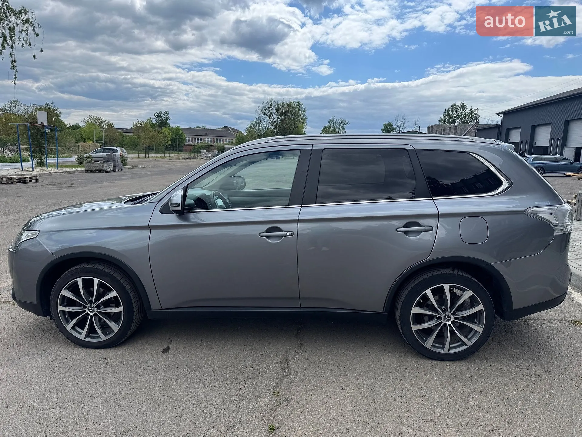 2015 Mitsubishi Outlander - мініатюра 8