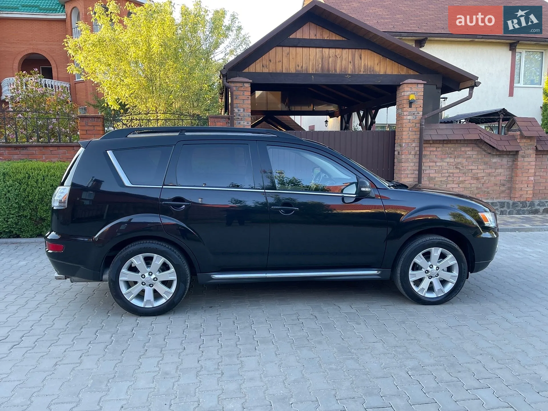2011 Mitsubishi Outlander - мініатюра 10