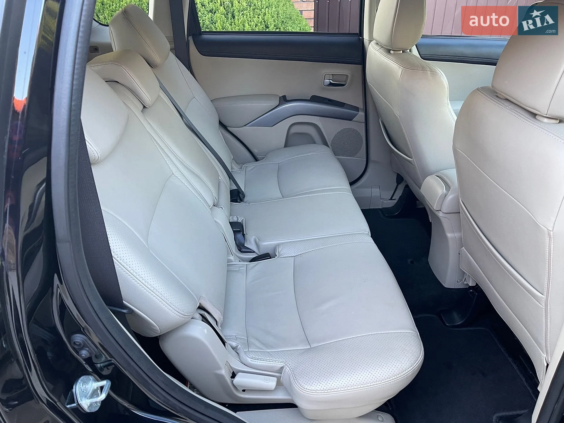 2011 Mitsubishi Outlander - мініатюра 25