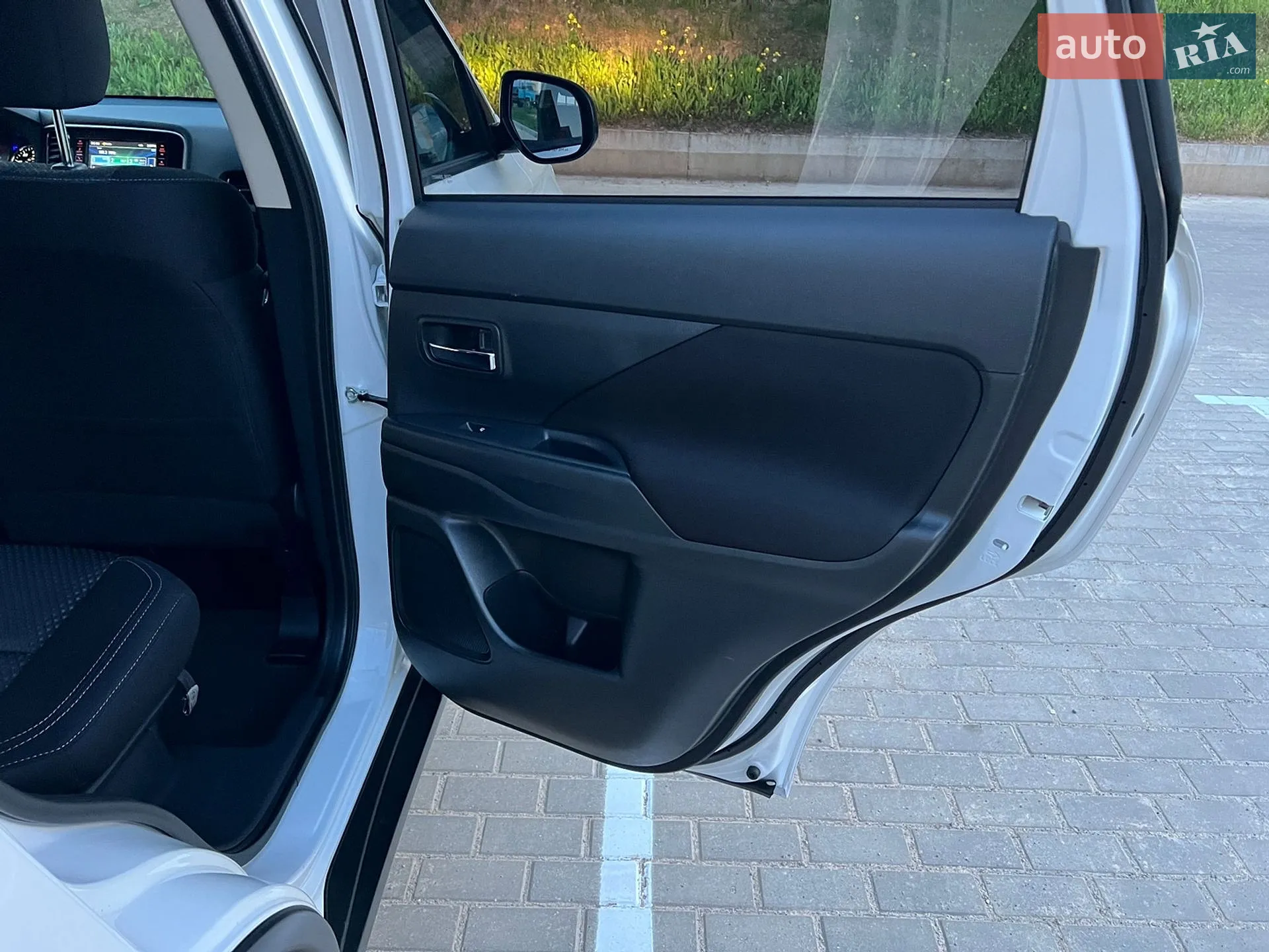2019 Mitsubishi Outlander - мініатюра 53
