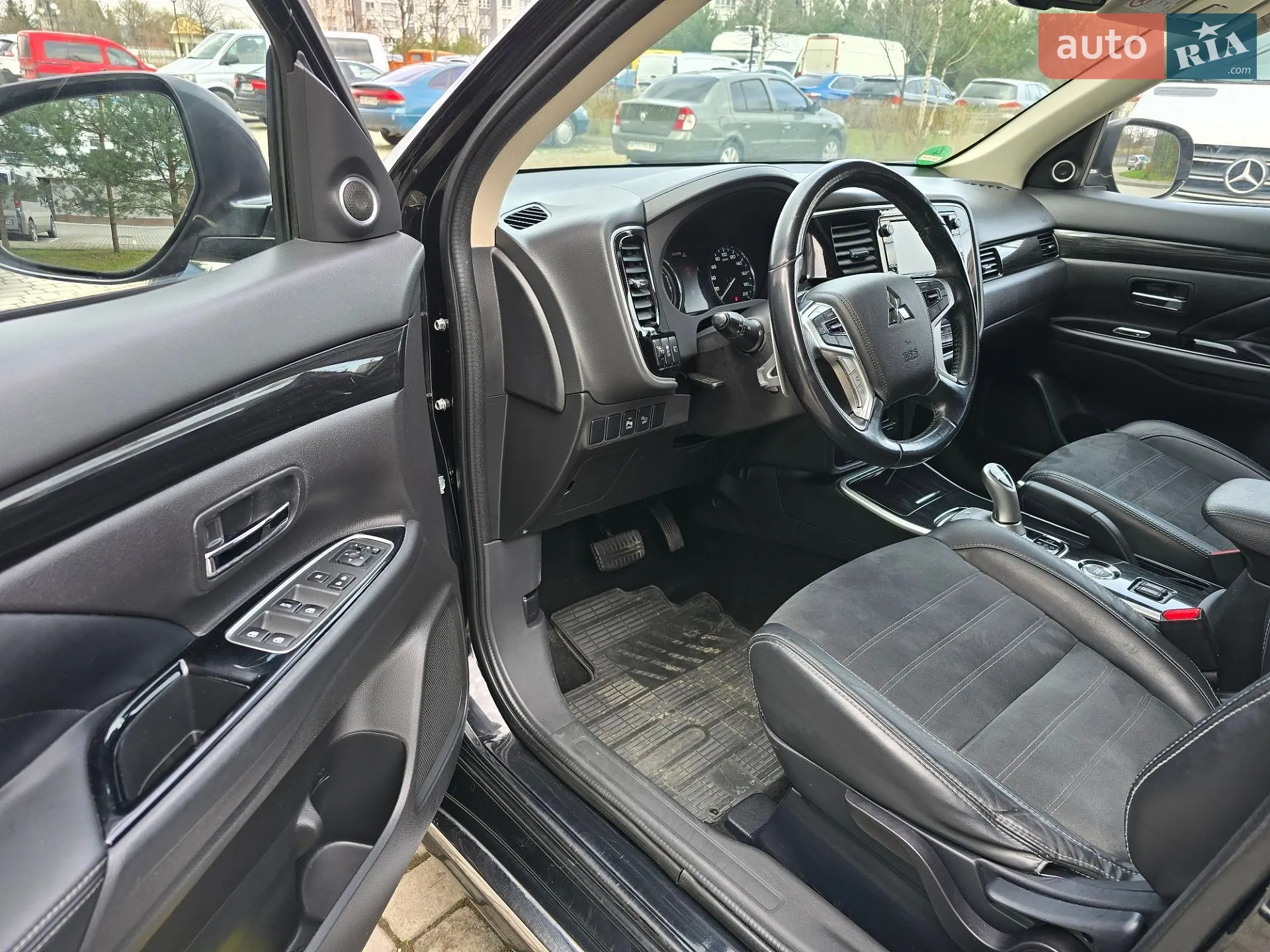 2015 Mitsubishi Outlander - мініатюра 11