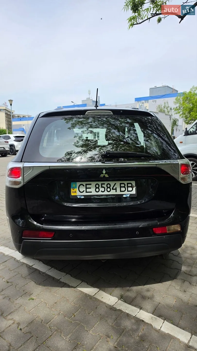2012 Mitsubishi Outlander - мініатюра 9