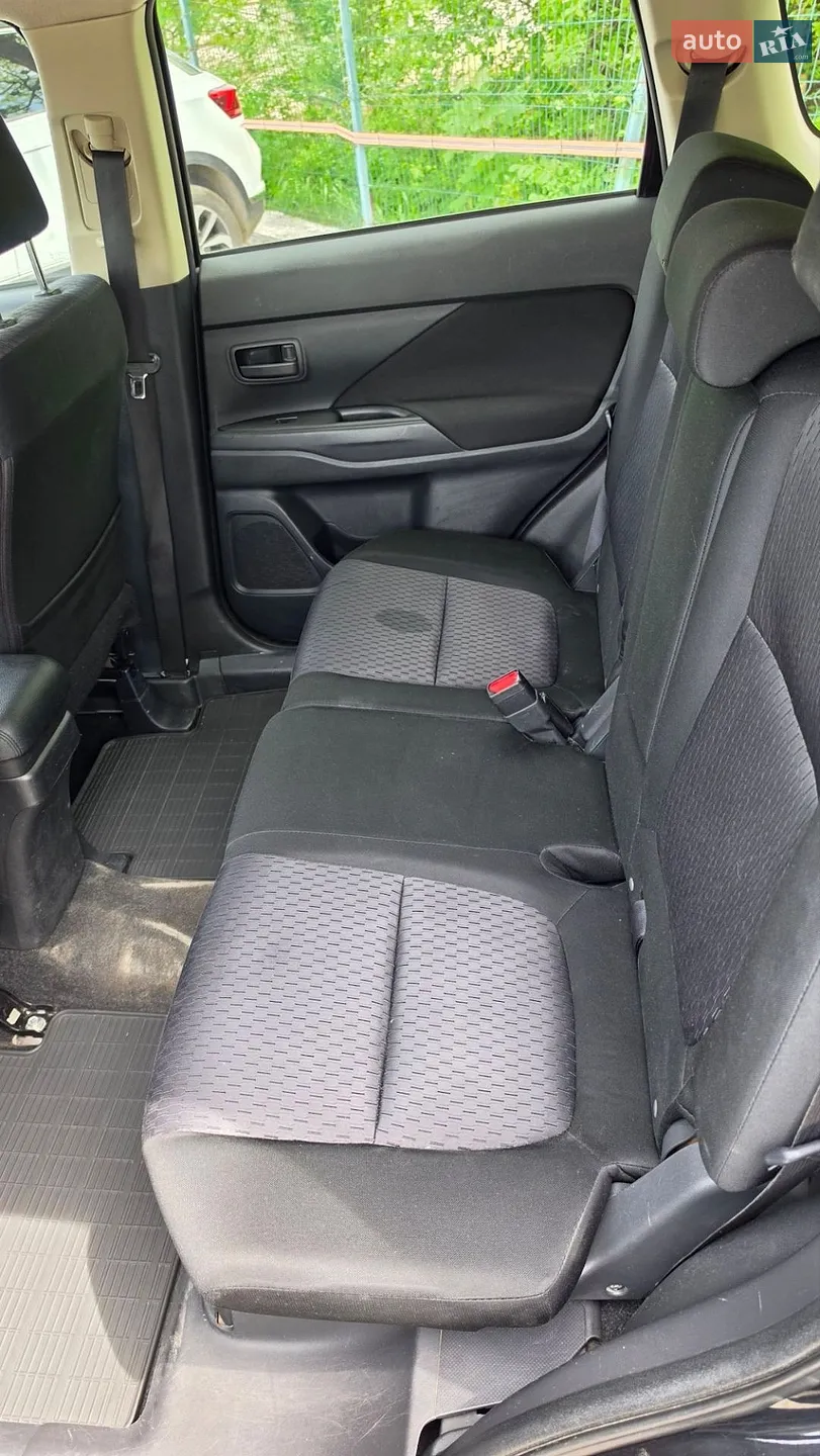 2012 Mitsubishi Outlander - мініатюра 22