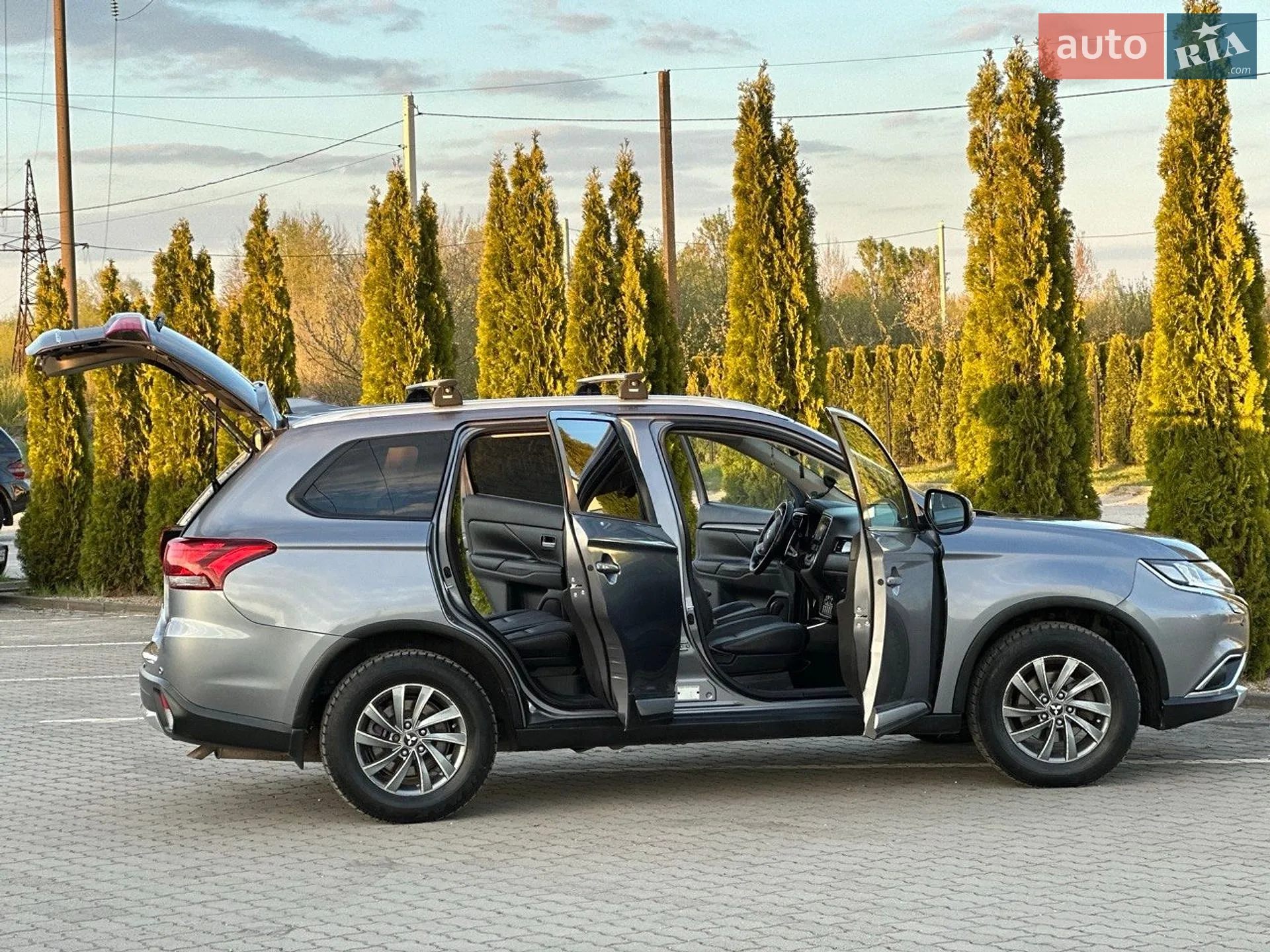 2017 Mitsubishi Outlander - мініатюра 4