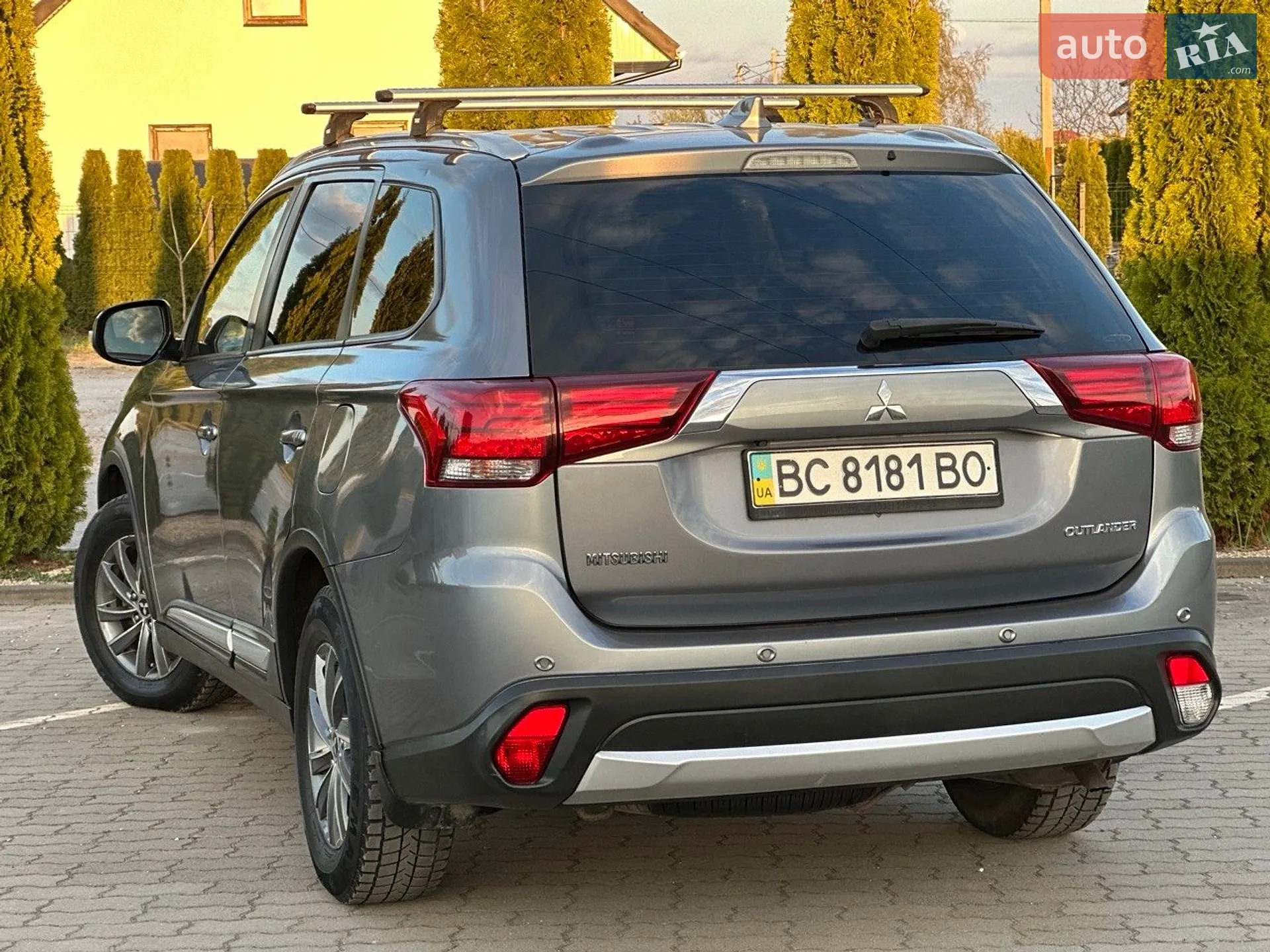 2017 Mitsubishi Outlander - мініатюра 21