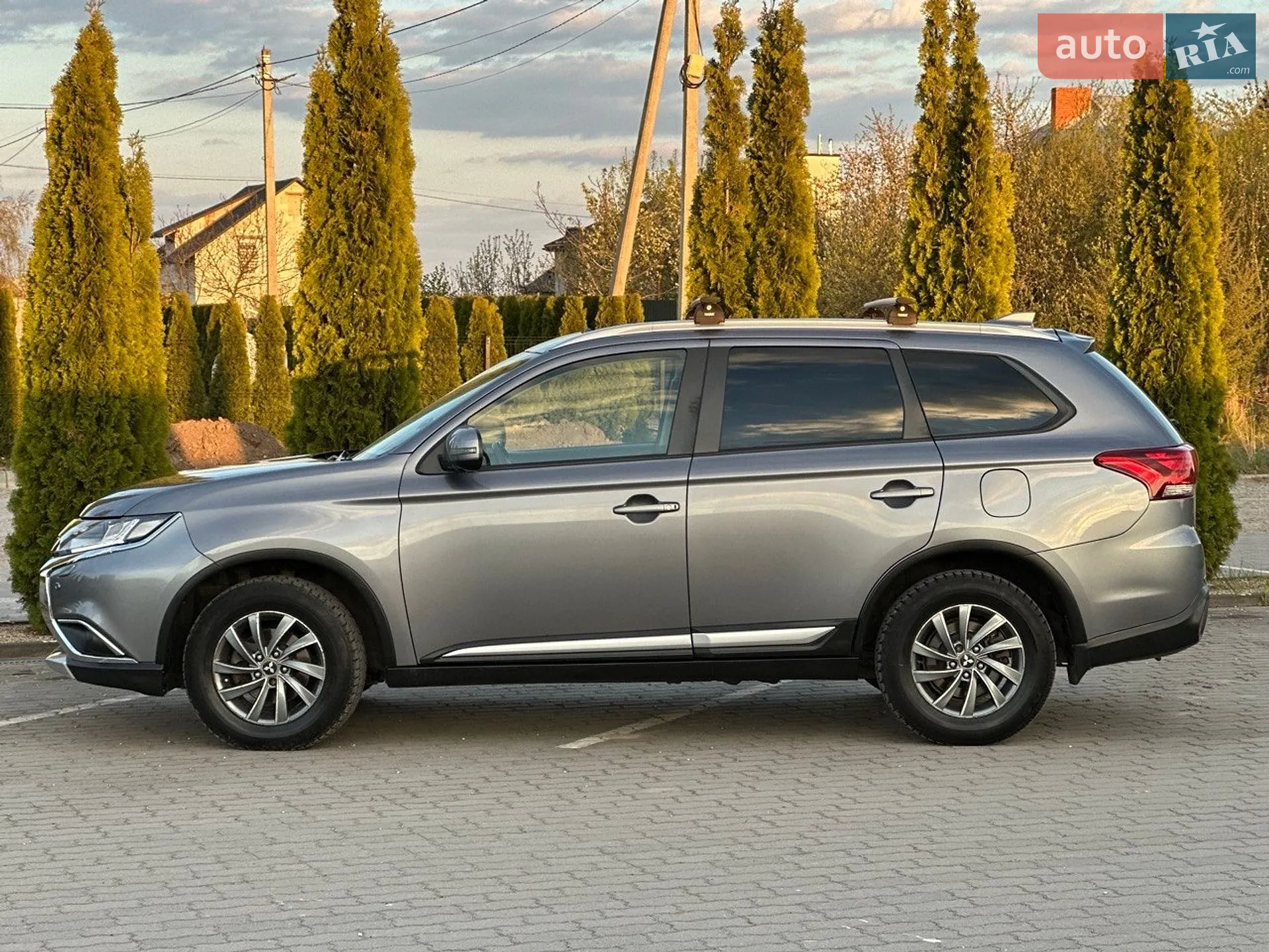 2017 Mitsubishi Outlander - мініатюра 6