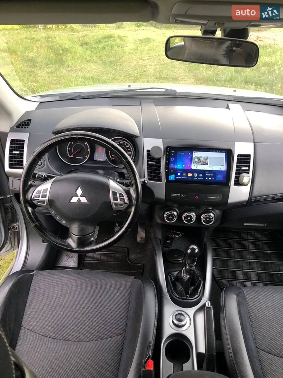 2010 Mitsubishi Outlander - мініатюра 18