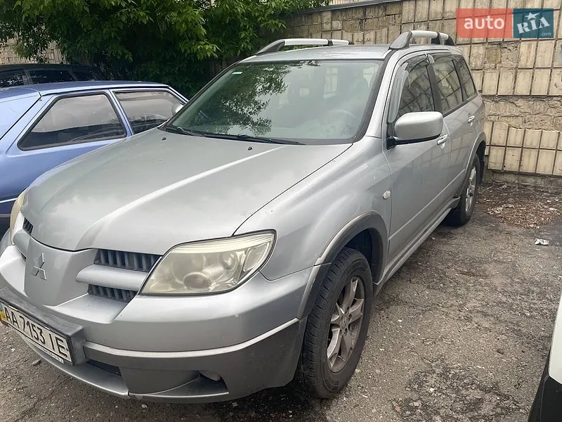 Mitsubishi Outlander 2004