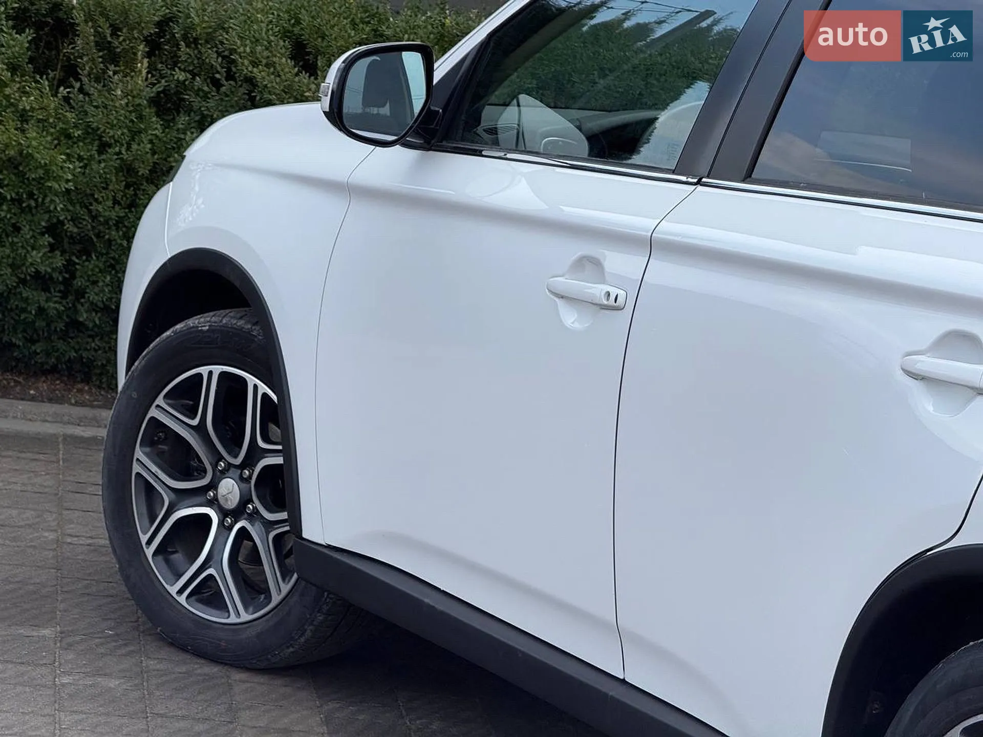 2014 Mitsubishi Outlander - мініатюра 22