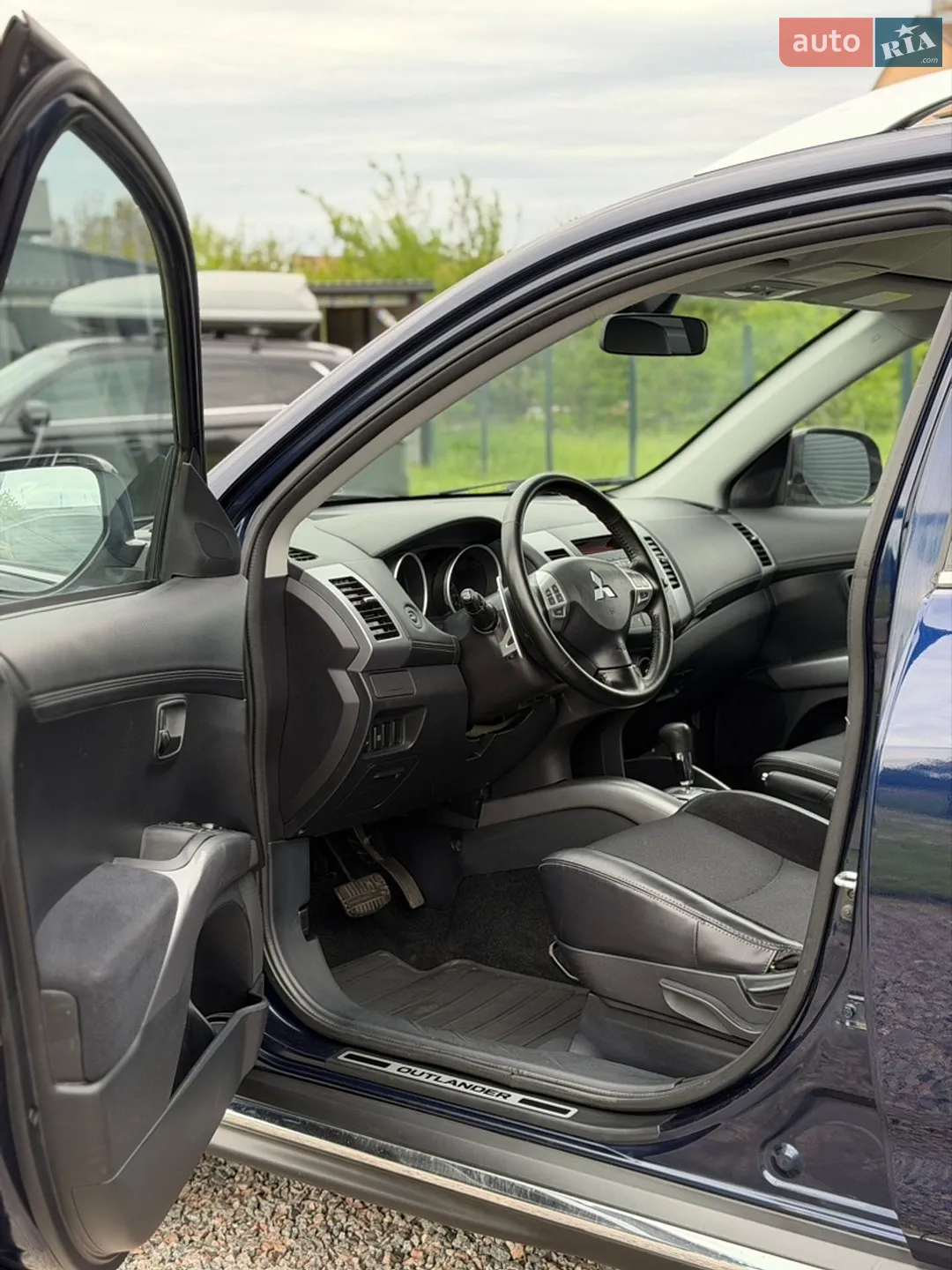 2010 Mitsubishi Outlander - мініатюра 25