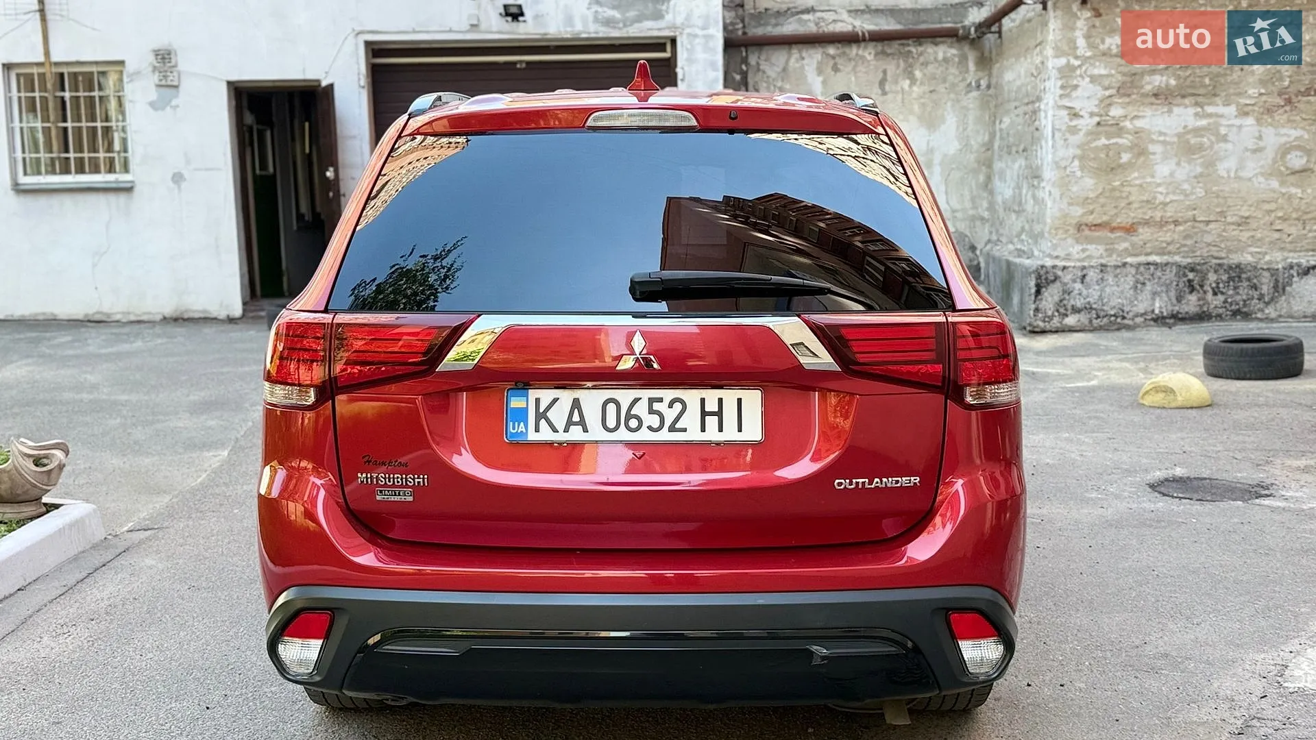 2018 Mitsubishi Outlander - мініатюра 16