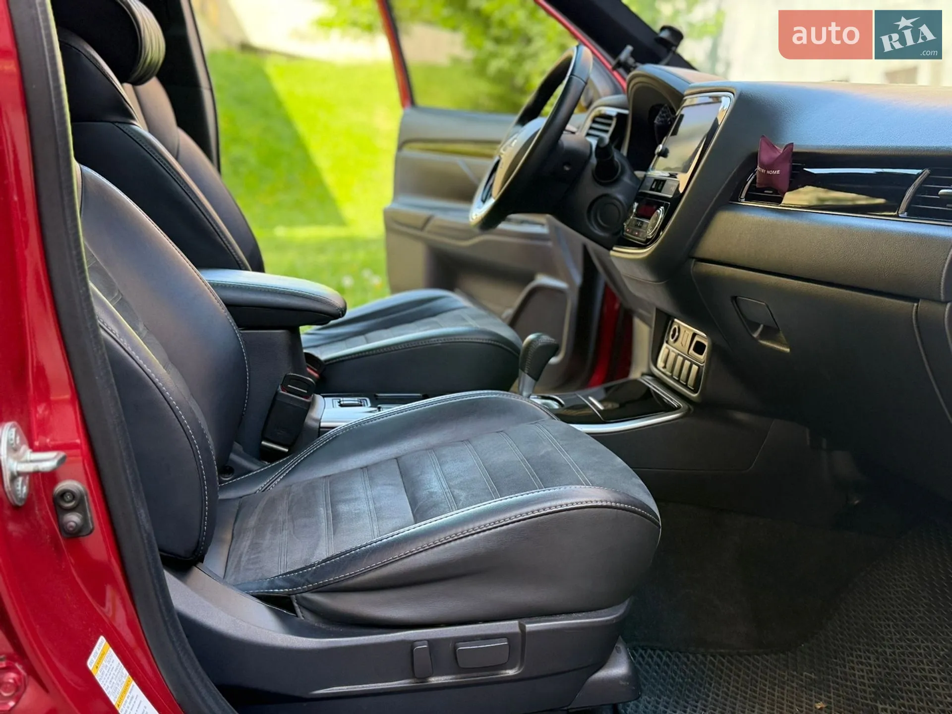 2018 Mitsubishi Outlander - мініатюра 41