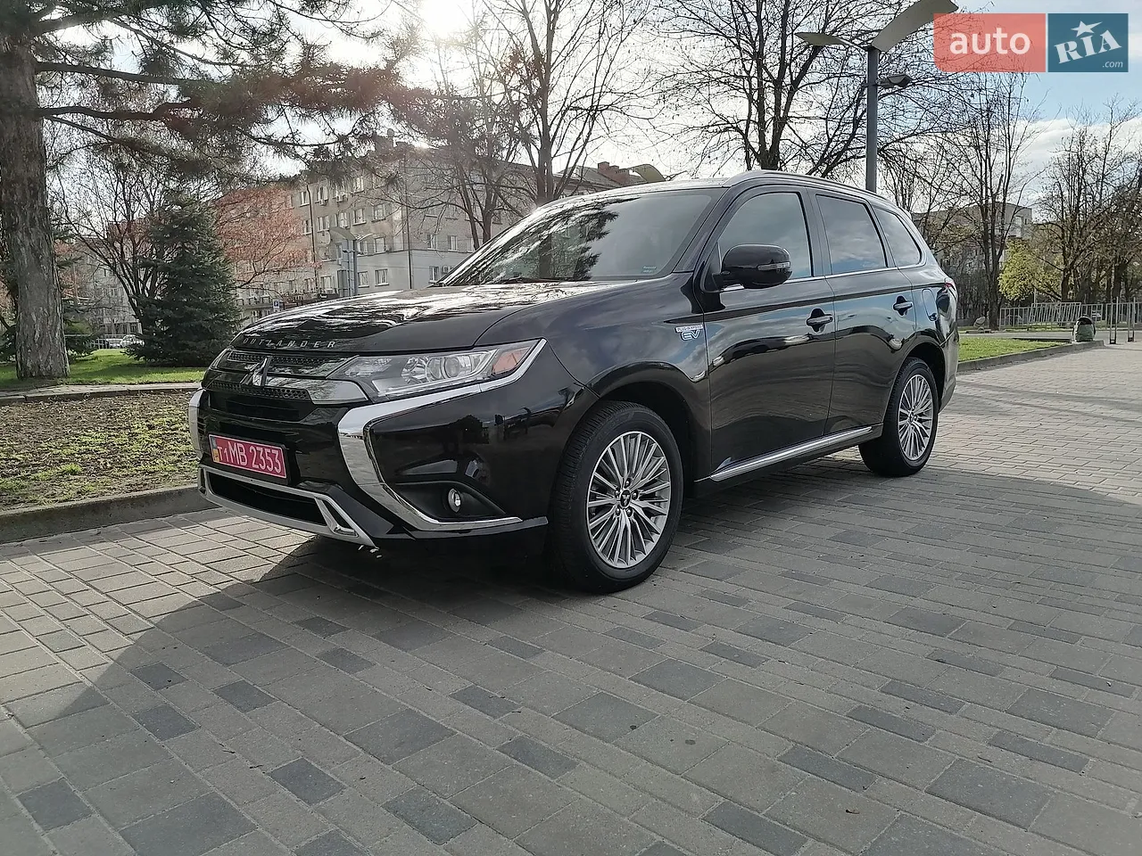 2018 Mitsubishi Outlander - мініатюра 13