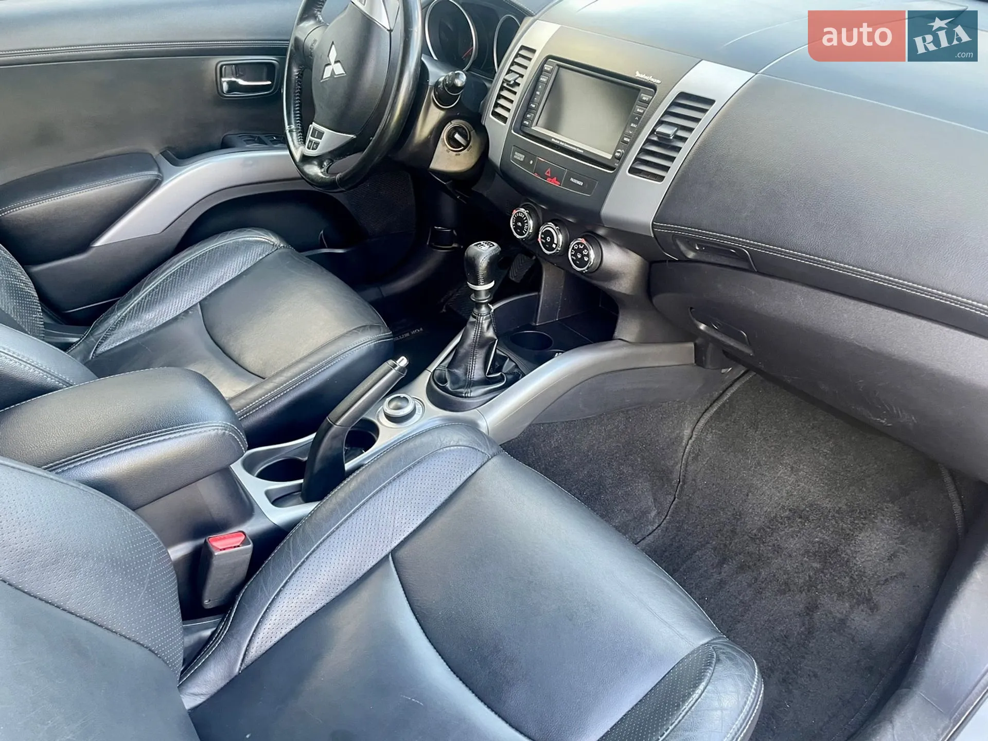 2011 Mitsubishi Outlander - мініатюра 25