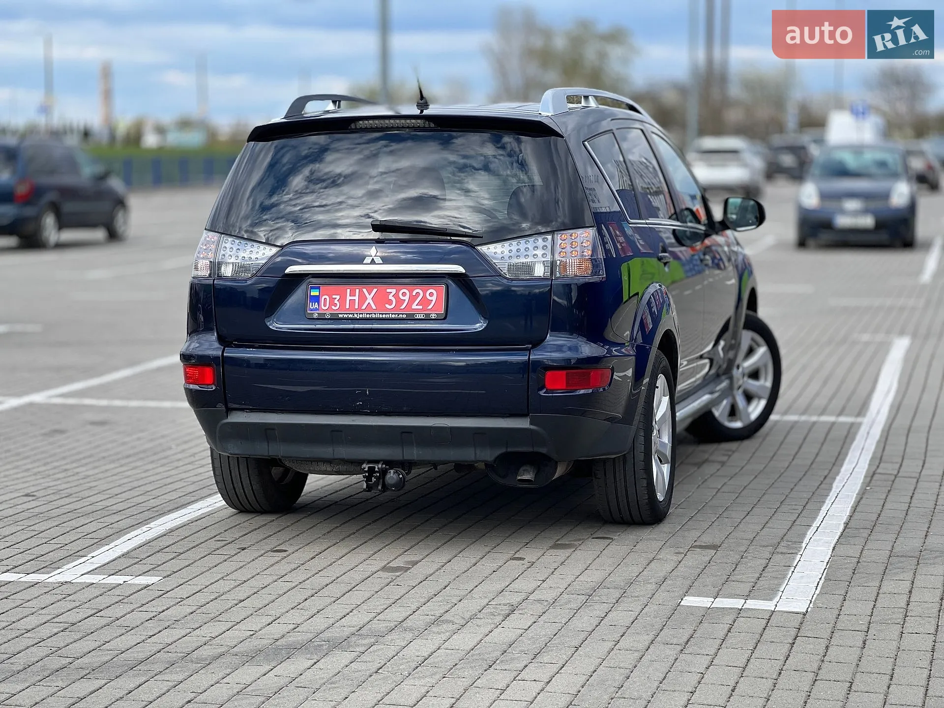 2010 Mitsubishi Outlander - мініатюра 11