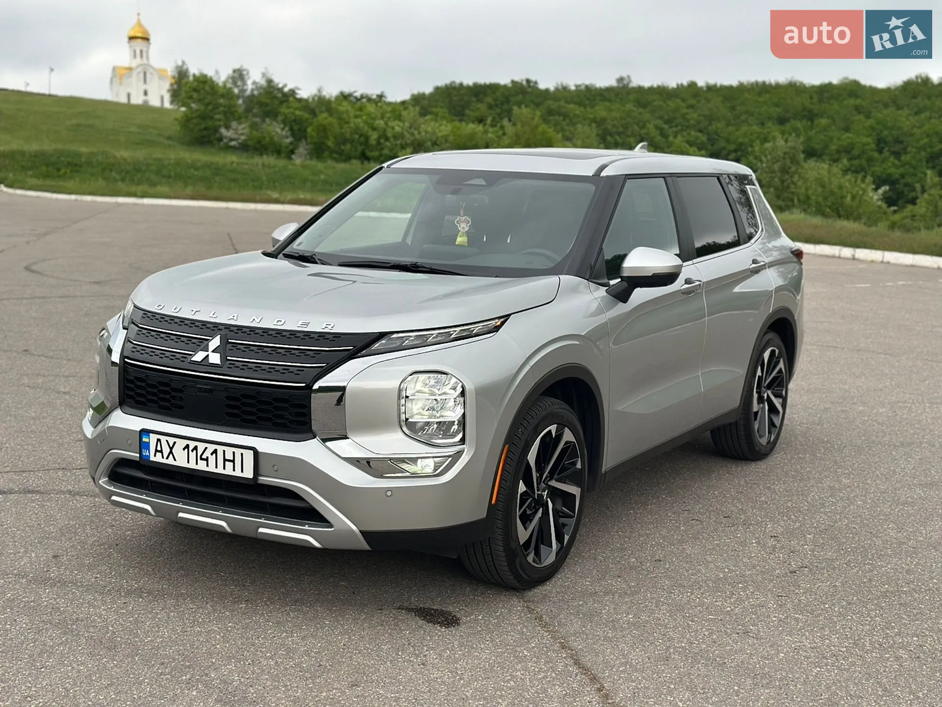 2024 Mitsubishi Outlander - фото 1
