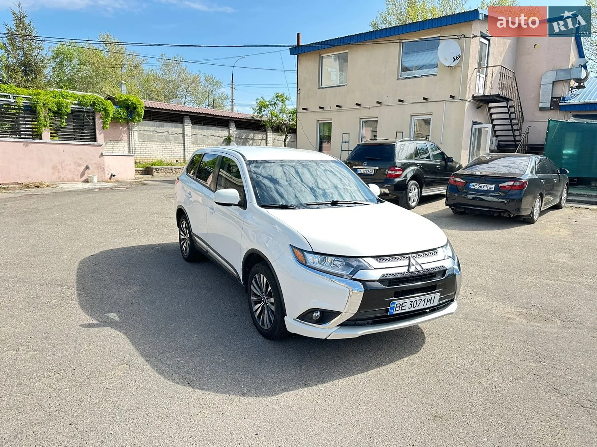 2020 Mitsubishi Outlander - мініатюра 11