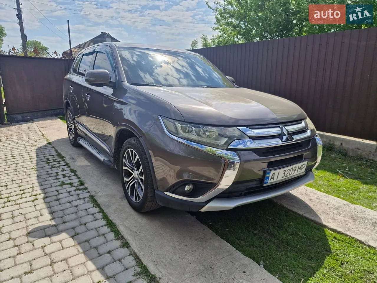 2017 Mitsubishi Outlander - мініатюра 19