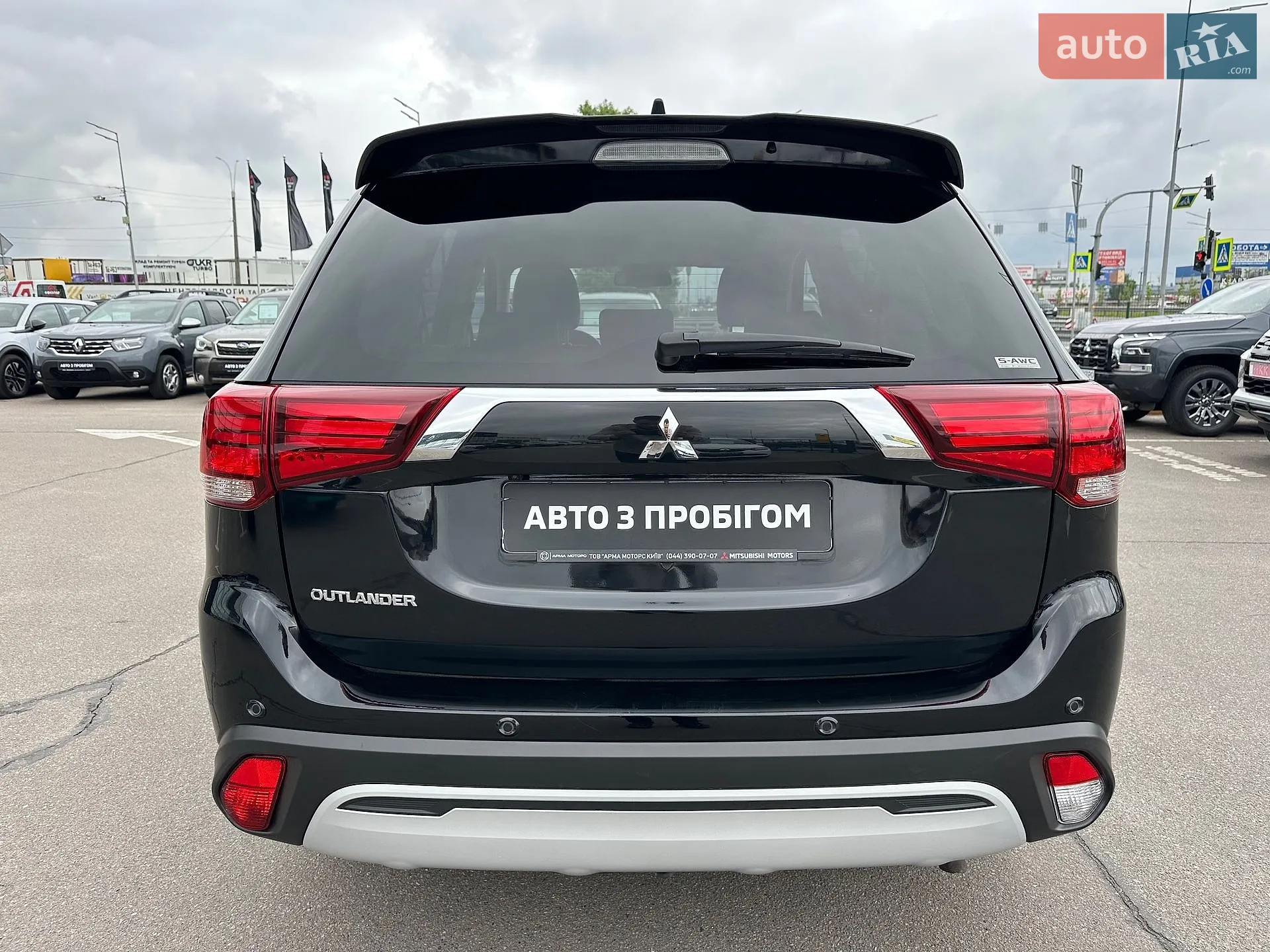2021 Mitsubishi Outlander - мініатюра 7