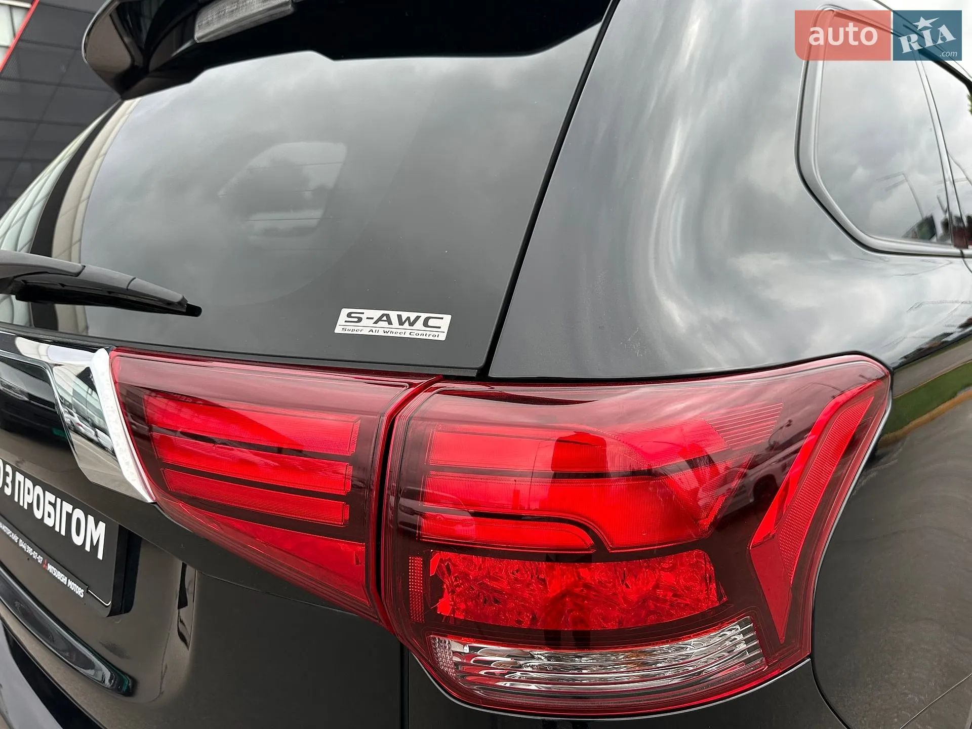 2021 Mitsubishi Outlander - мініатюра 12