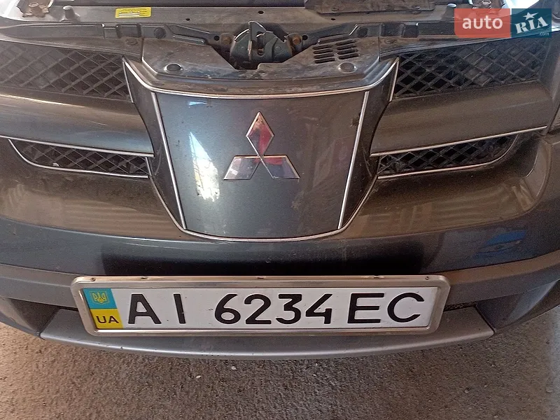 Mitsubishi Outlander 2003