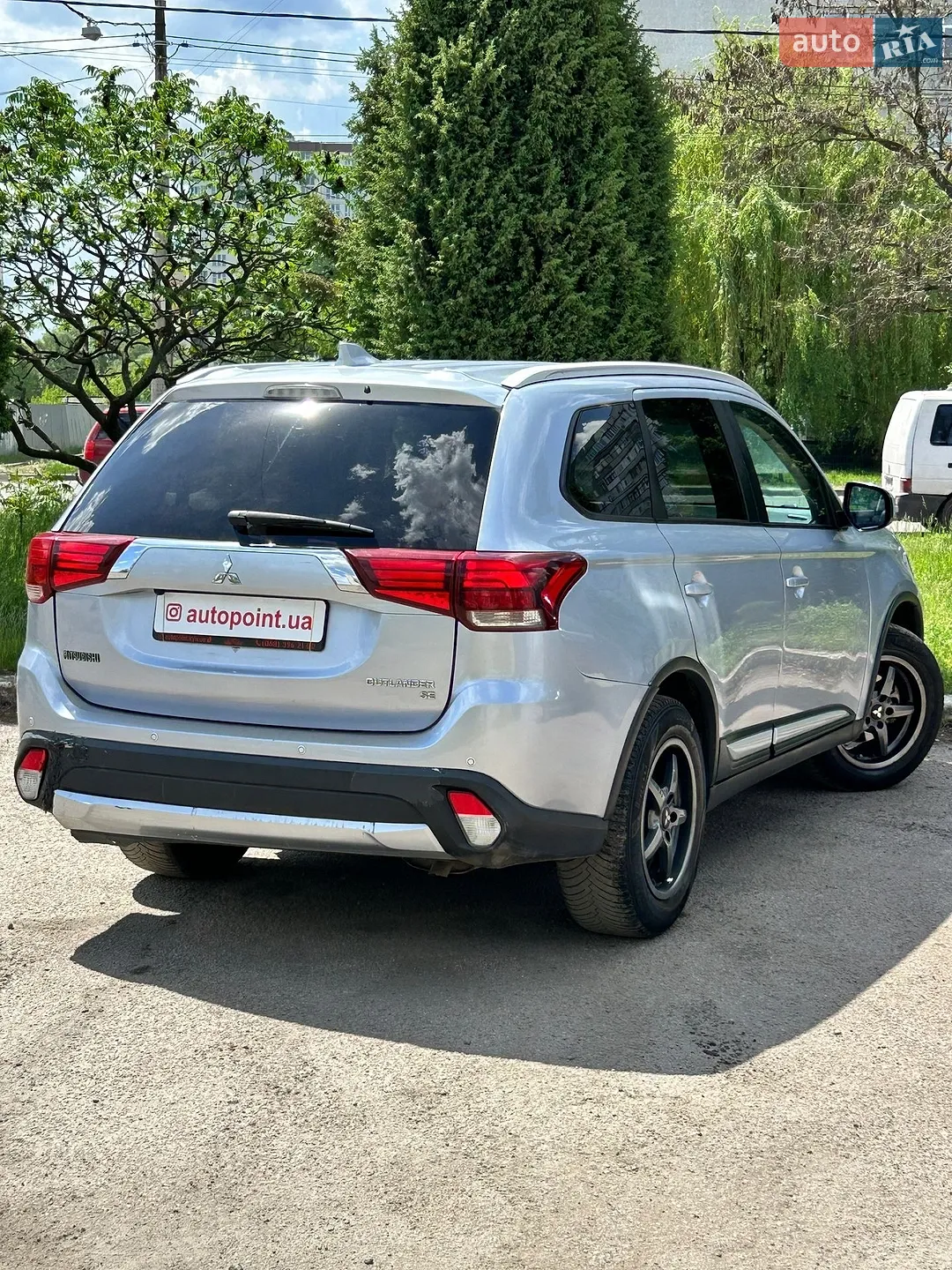 2017 Mitsubishi Outlander - мініатюра 8