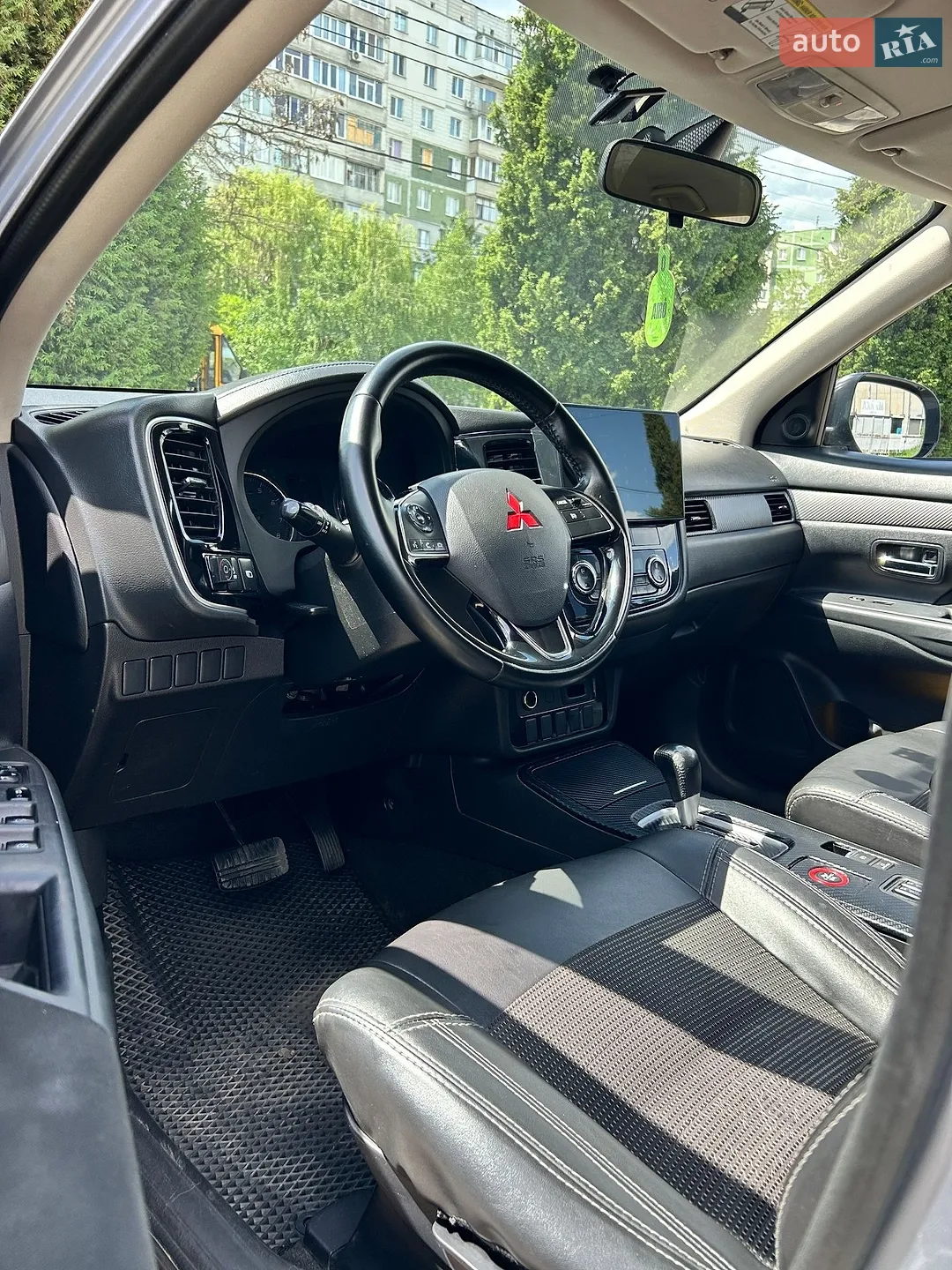 2017 Mitsubishi Outlander - мініатюра 22