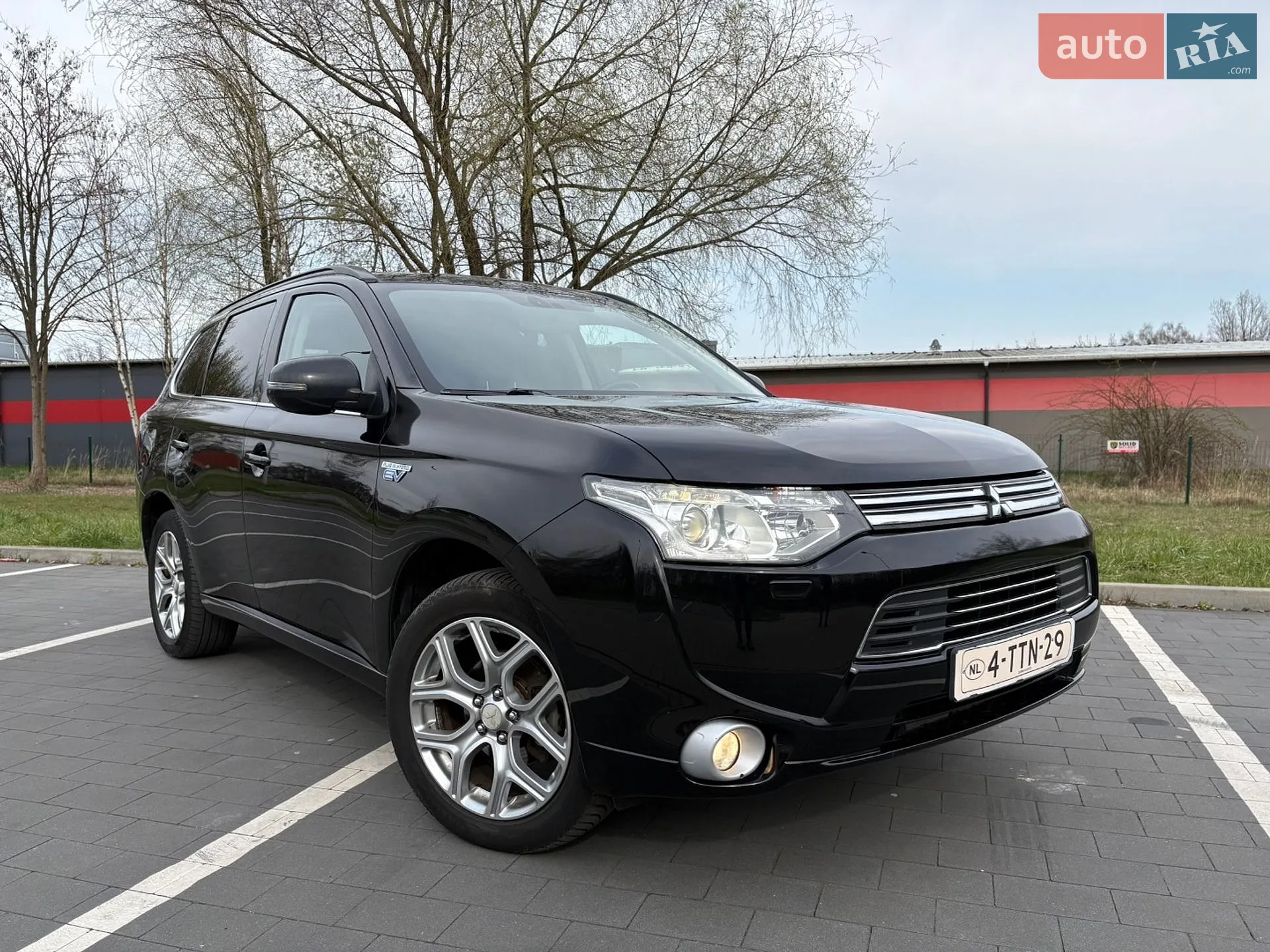 2014 Mitsubishi Outlander - мініатюра 2