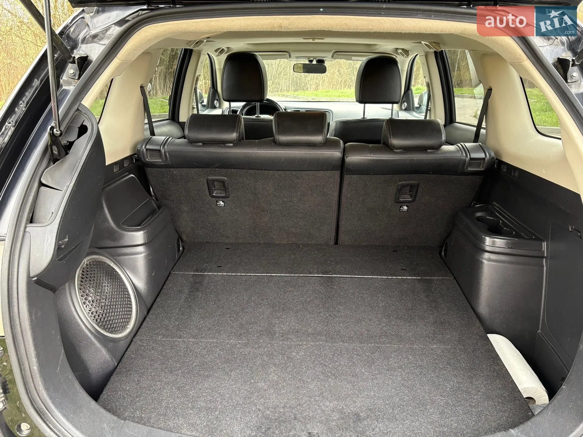 2014 Mitsubishi Outlander - мініатюра 17